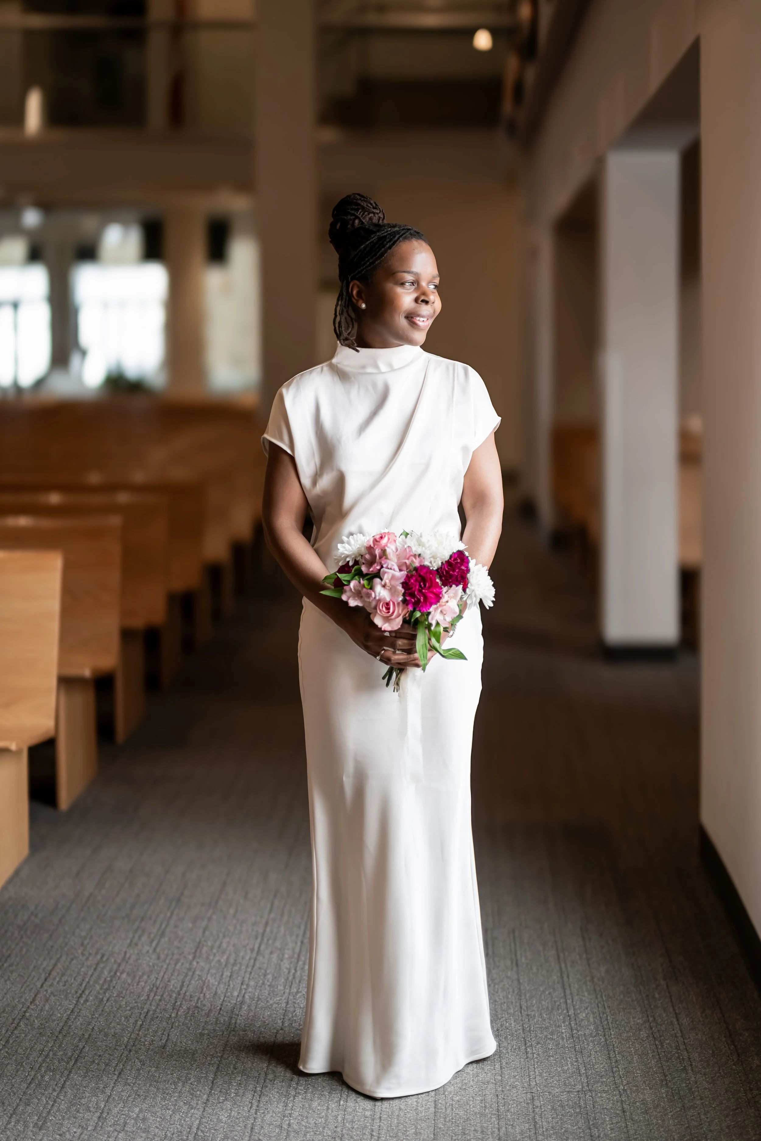 Looking for a Calgary wedding photographer who captures genuine, emotional moments with a timeless, editorial feel? You’re in the right place. Based in Calgary, I specialize in photographing engaged couples who want their love story documented in a w