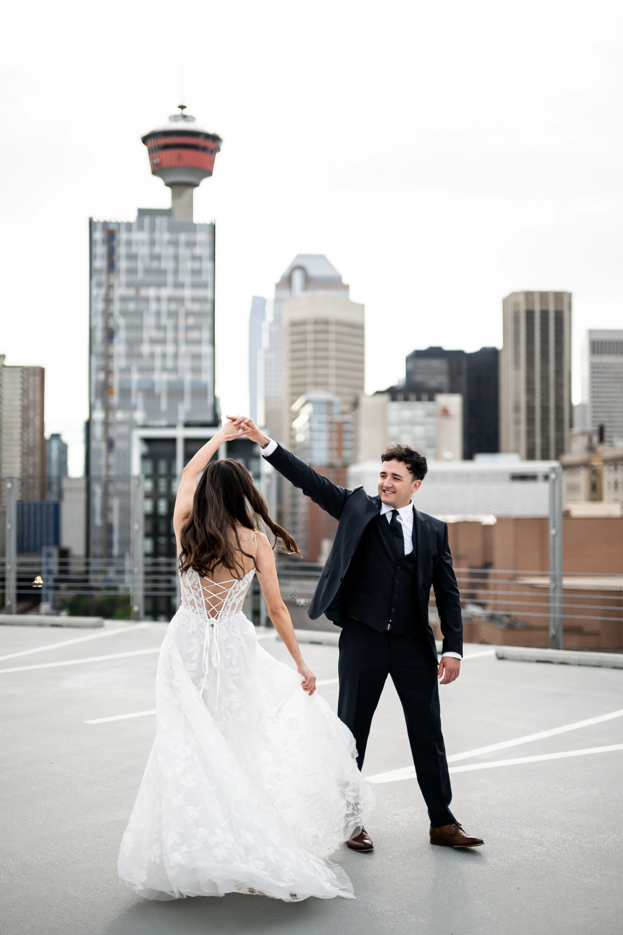 If you’re looking for Calgary engagement photography with a modern, playful, and editorial feel, you’re in the right place. I capture couples in a way that blends candid moments with a stylish, fashion-inspired edge—so your photos feel effortless, na