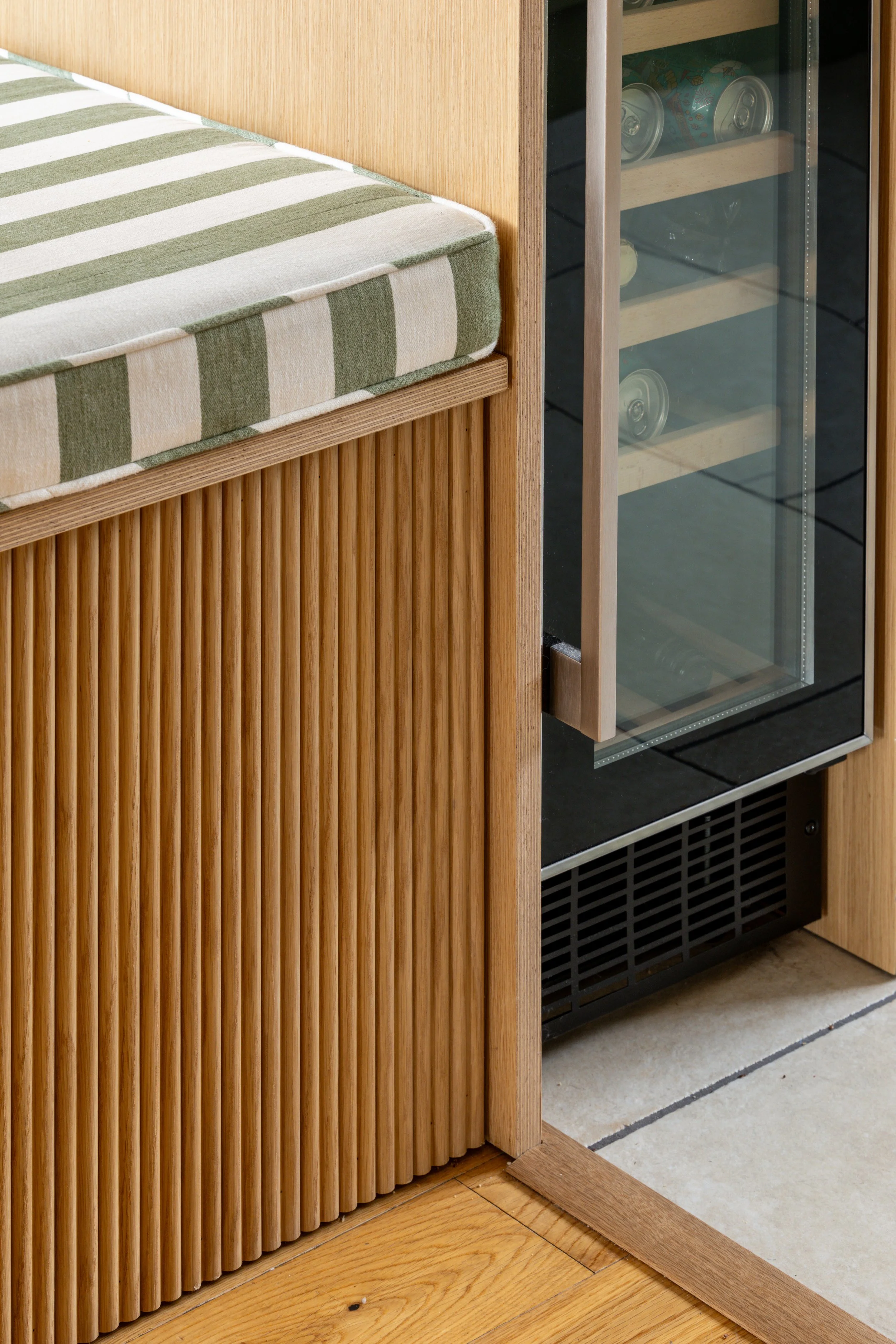 10 Deanway-27.jpg