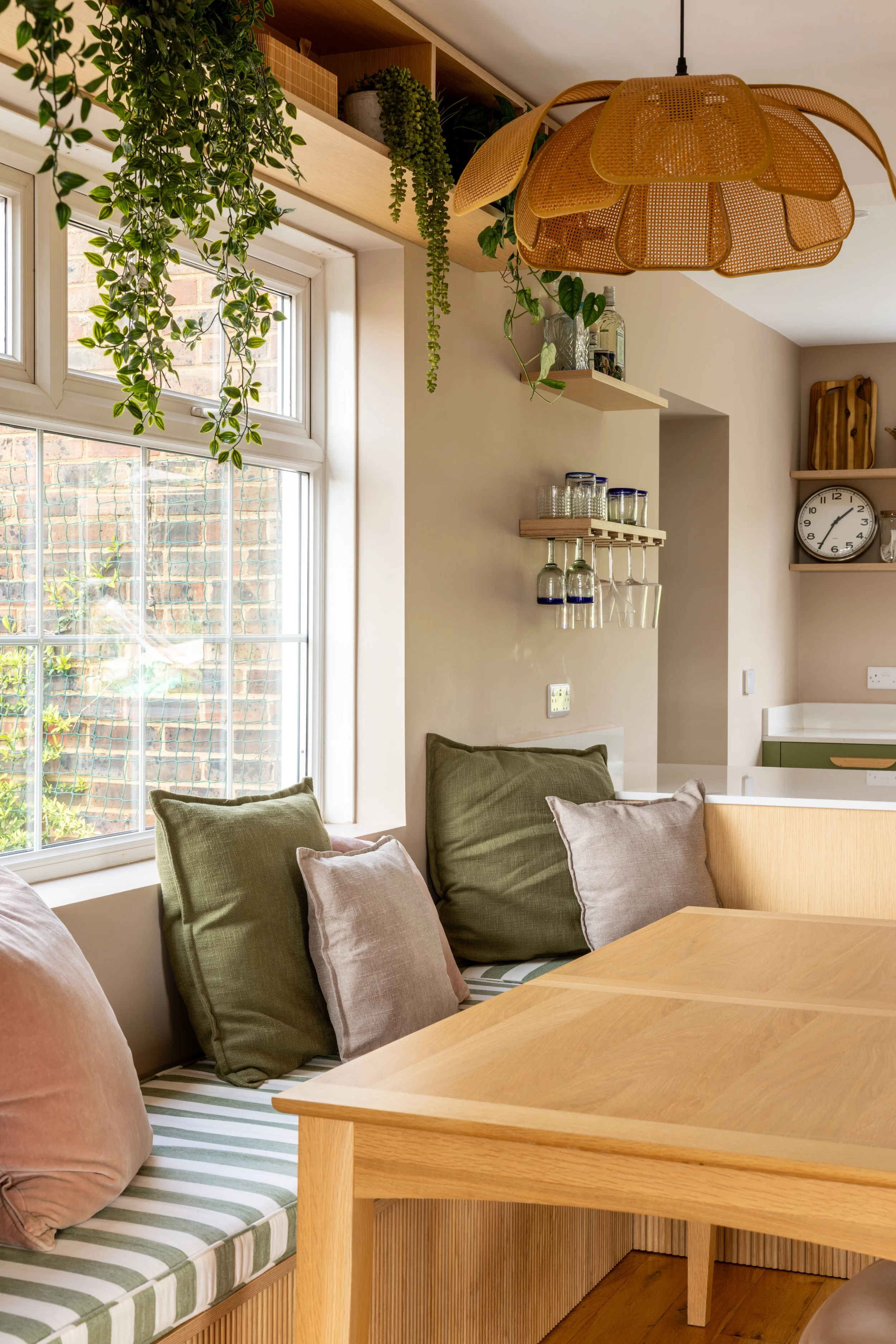10 Deanway-18.jpg