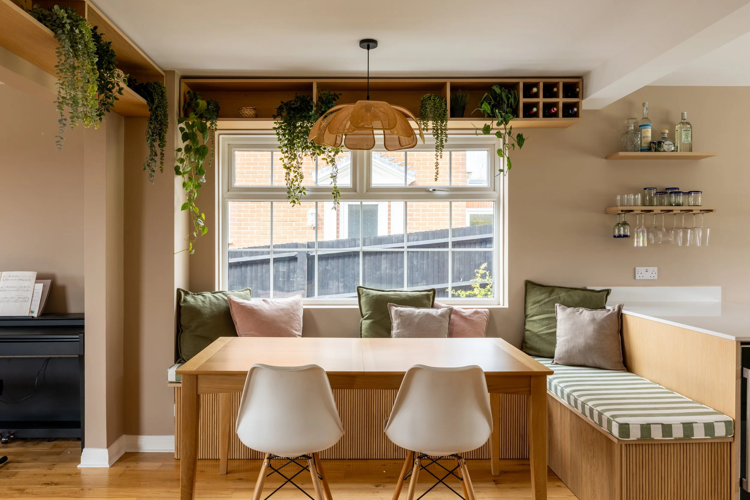 10 Deanway-5.jpg