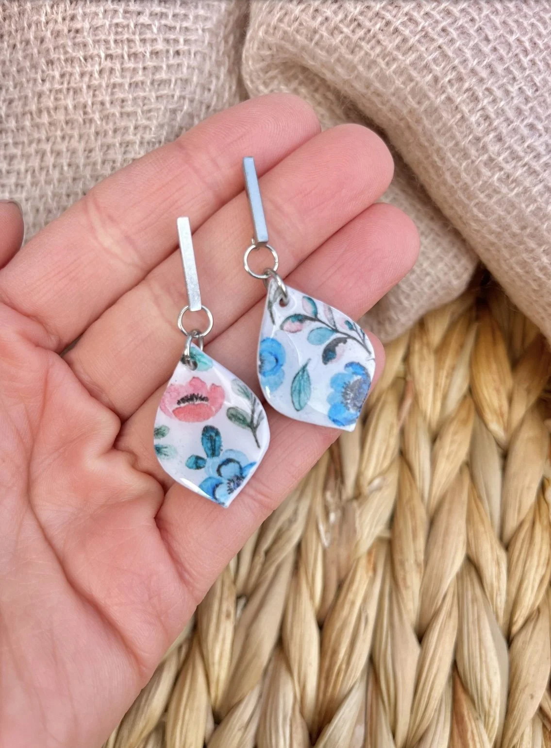Floral Camry (Blue and pink)