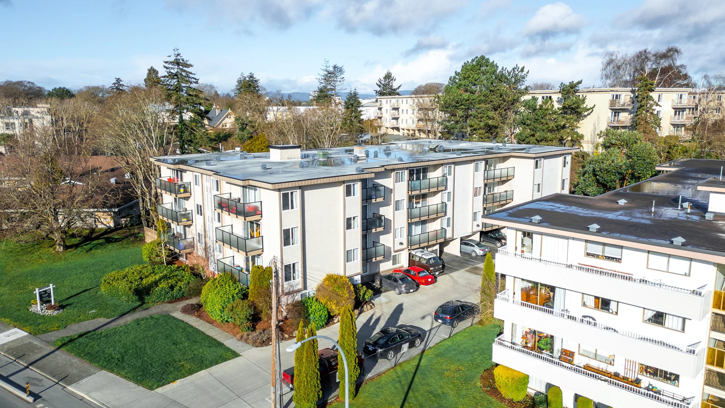 1660 Fort Street Victoria, BC | 36-Unit Apartment Building