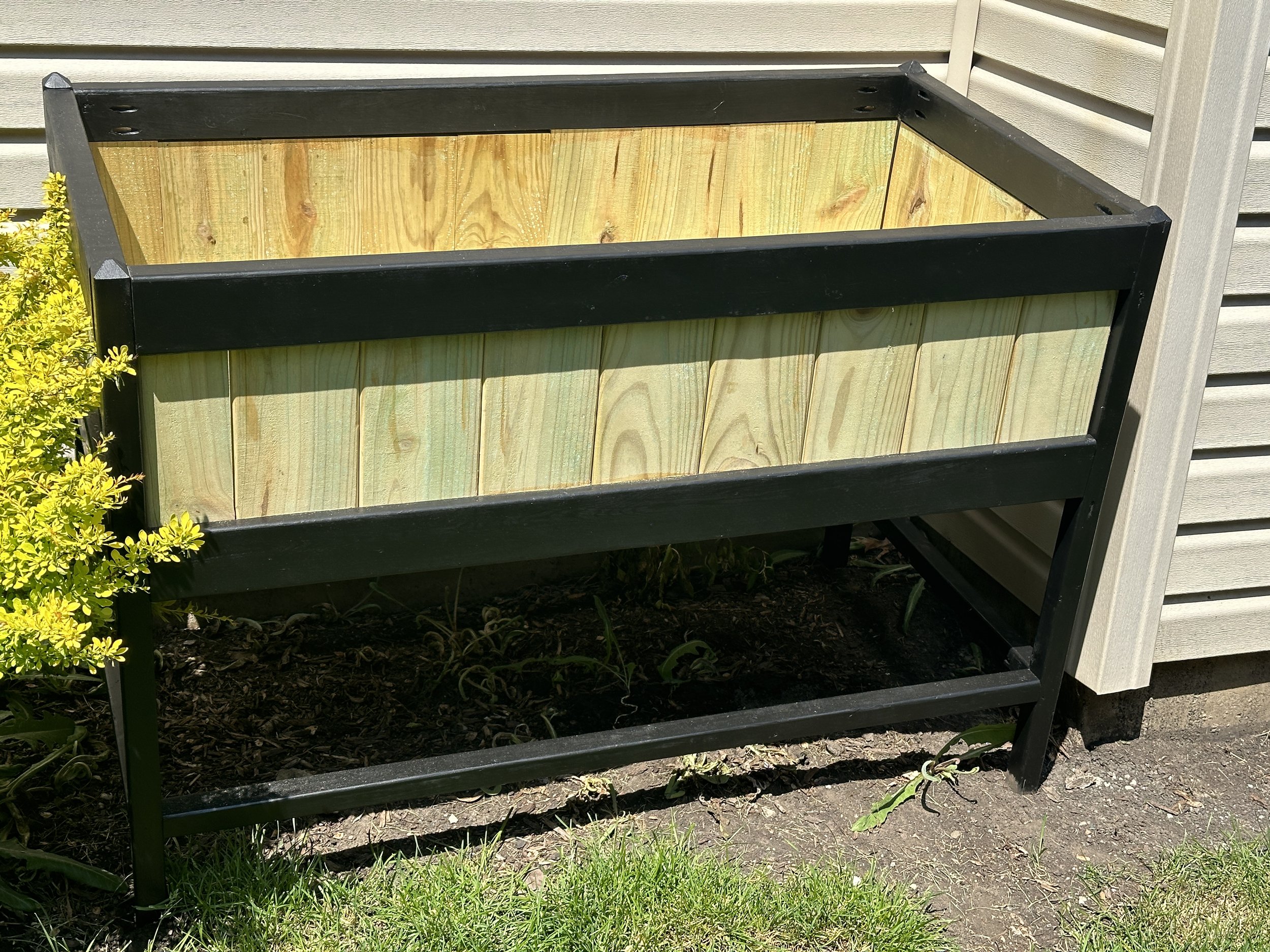 Raised Planter