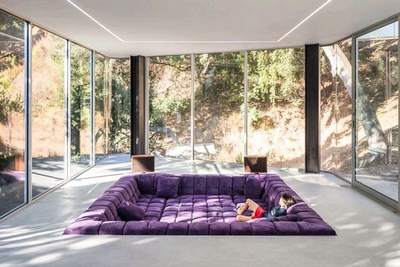 Artistic Expression in Everyday Life: Incorporating Art into Functional Design