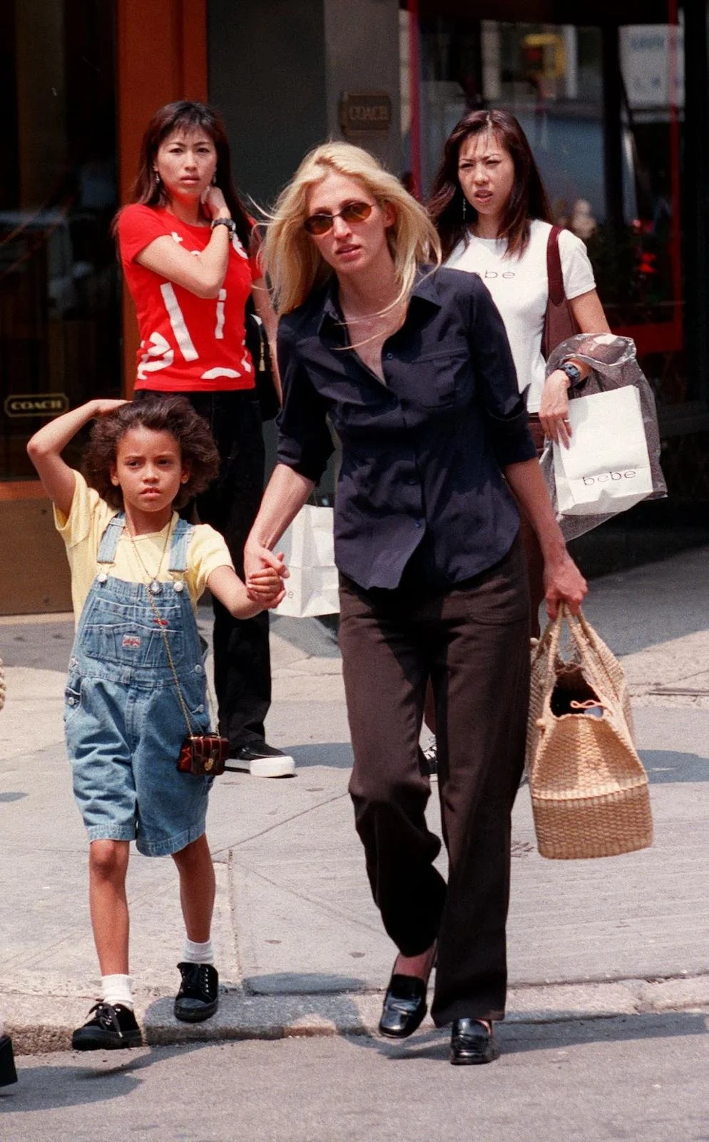 WhatsApp Image 2024-11-17 at 22.33.02 (3).jpeg