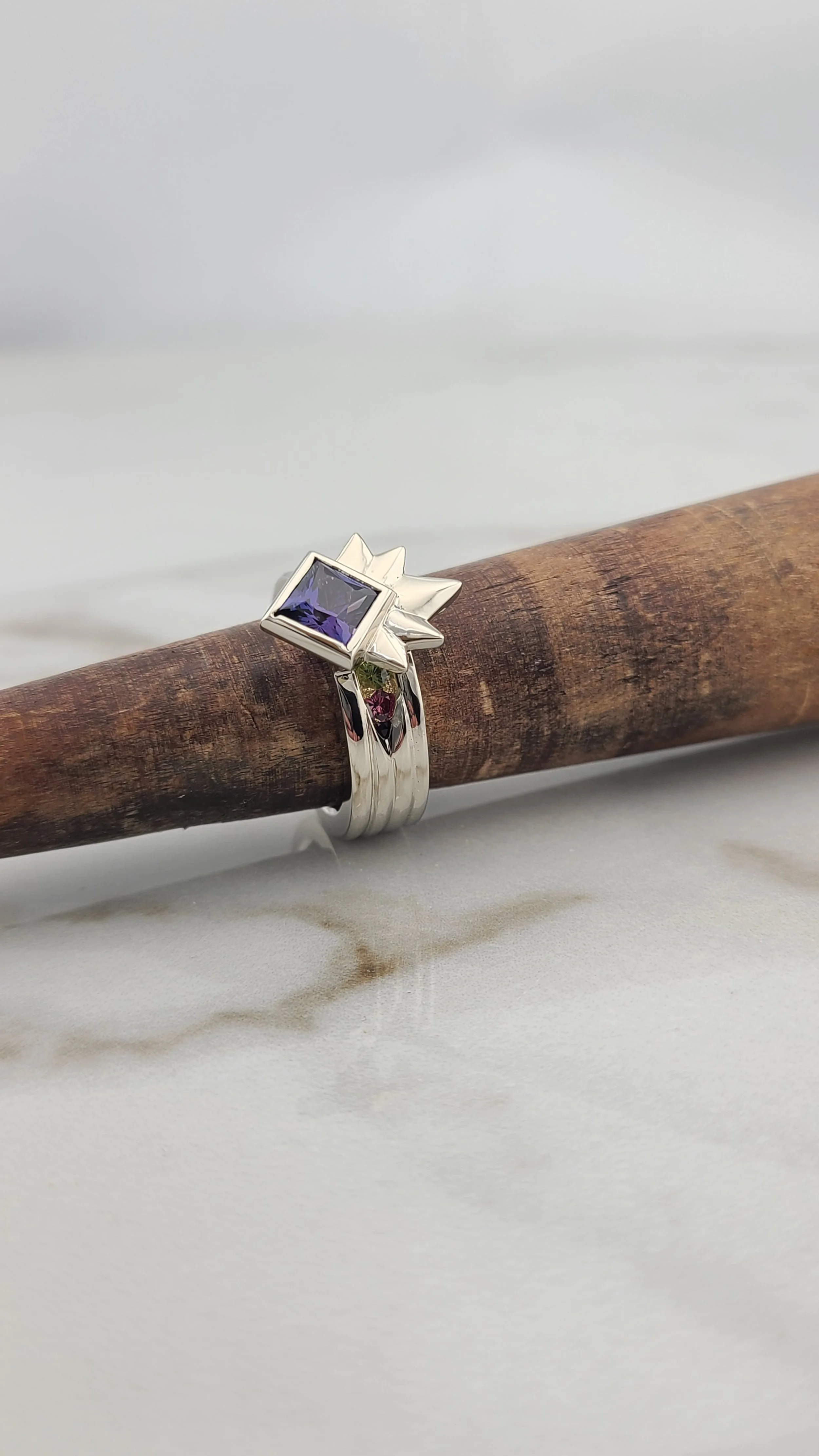 League of Legends Ring