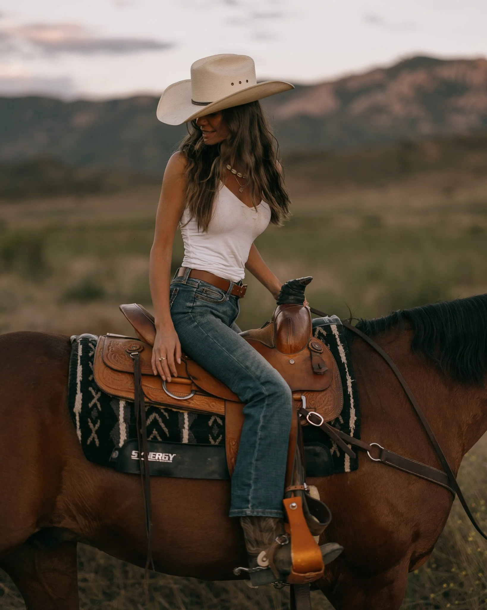 American_Eagle_PortfolioDSCF3334.jpg