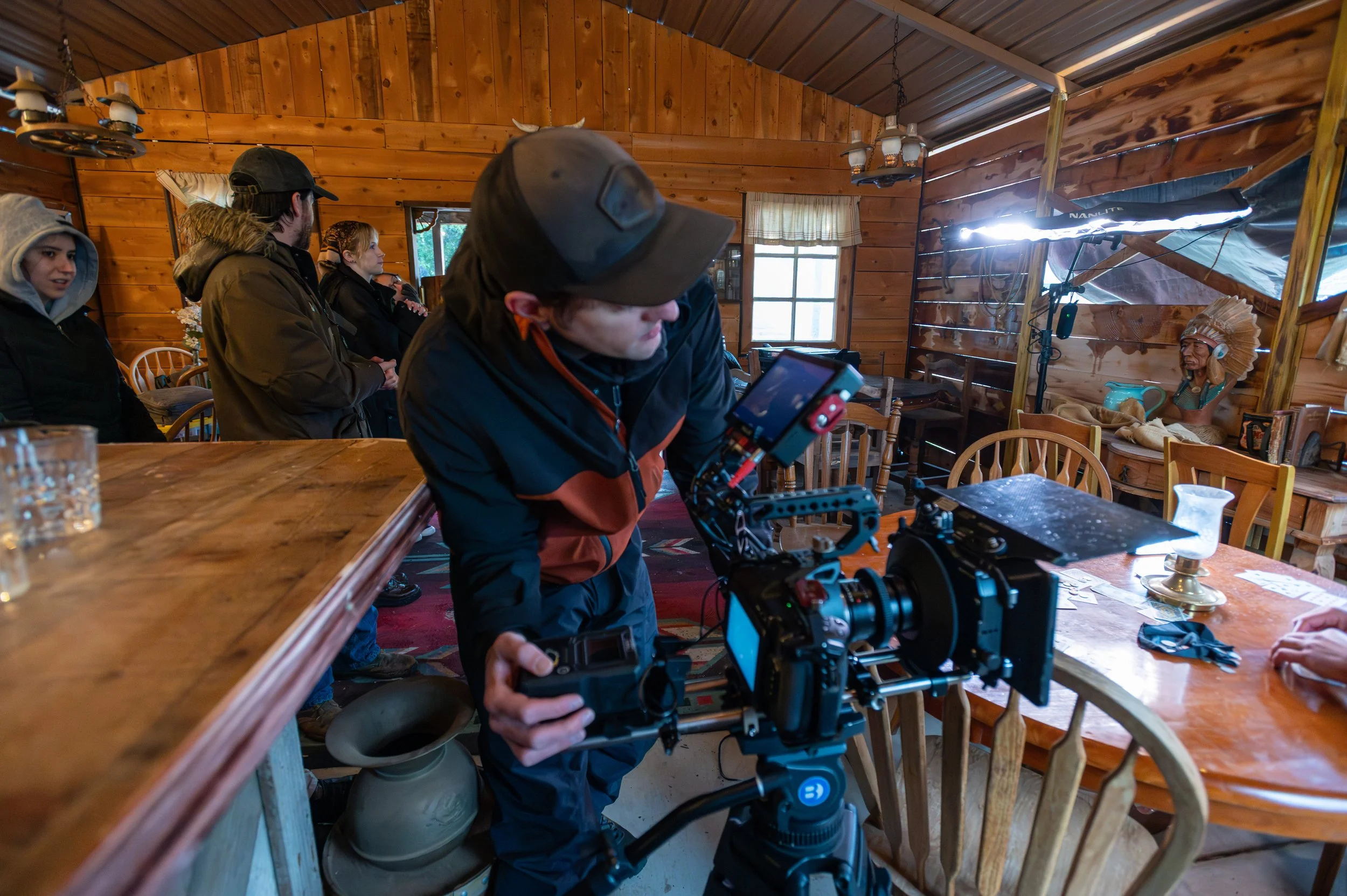 On_A_Razors_Edge_BTS_9.jpg