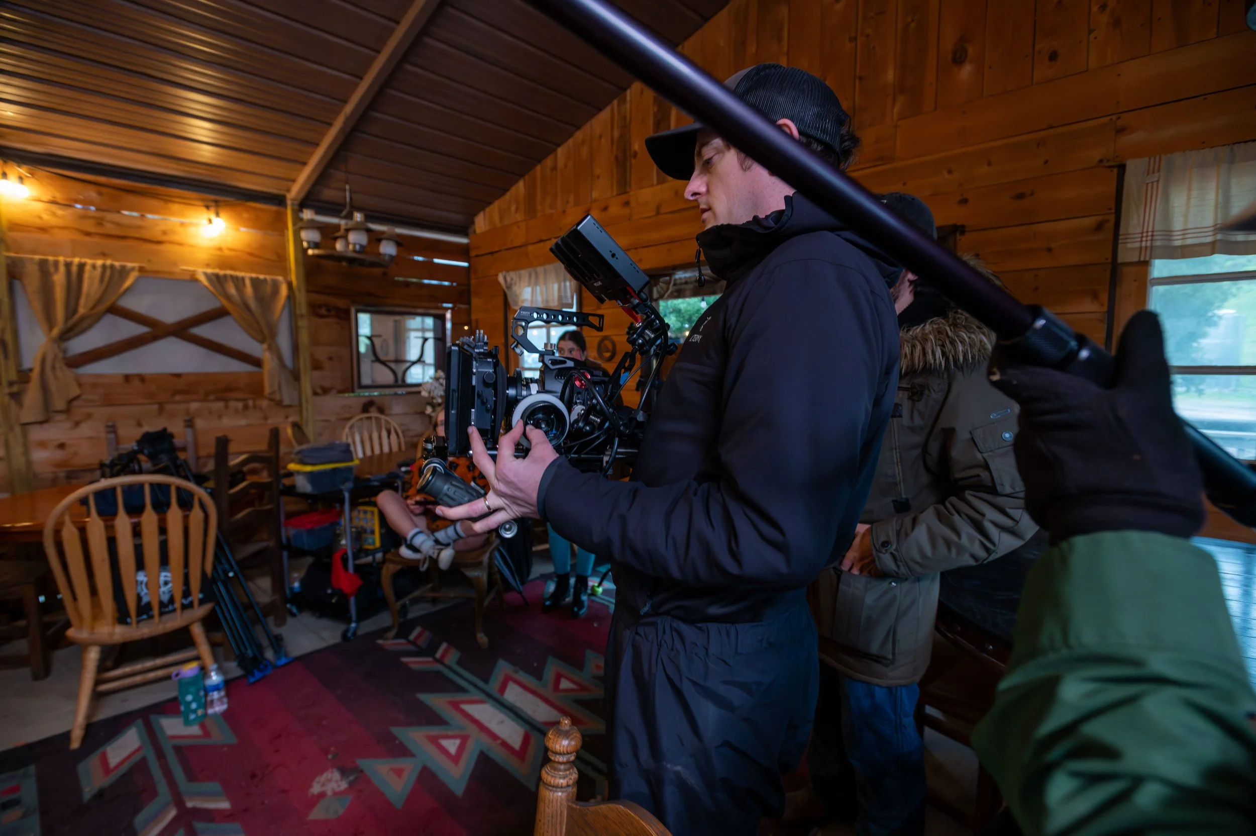 On_A_Razors_Edge_BTS_18.jpg