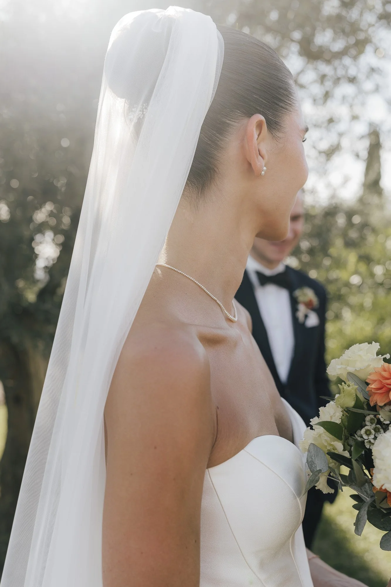 tuscany-wedding-couple-portrait-51.jpg