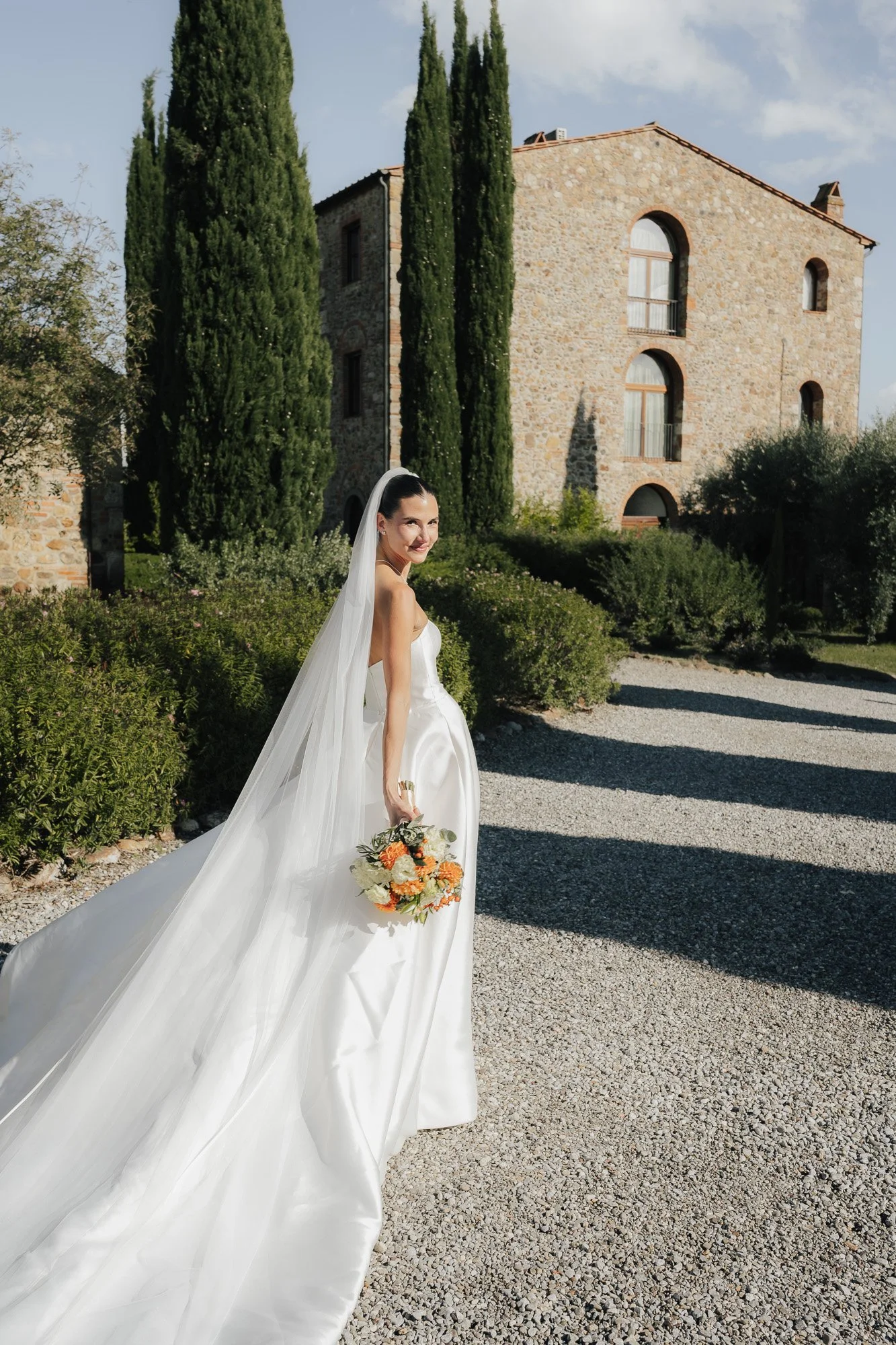 tuscany-wedding-couple-portrait-50.jpg