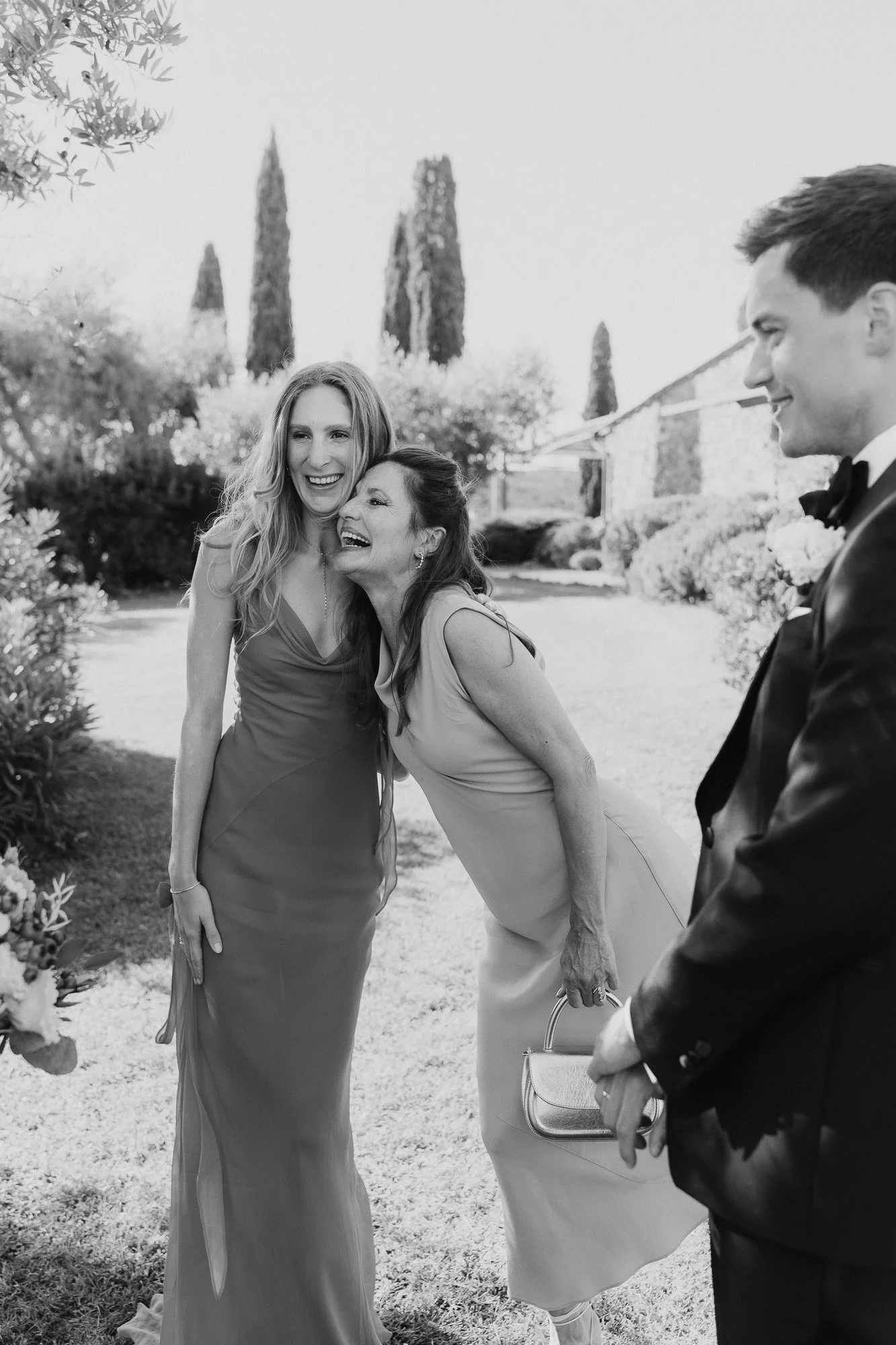 tuscany-wedding-couple-portrait-52.jpg