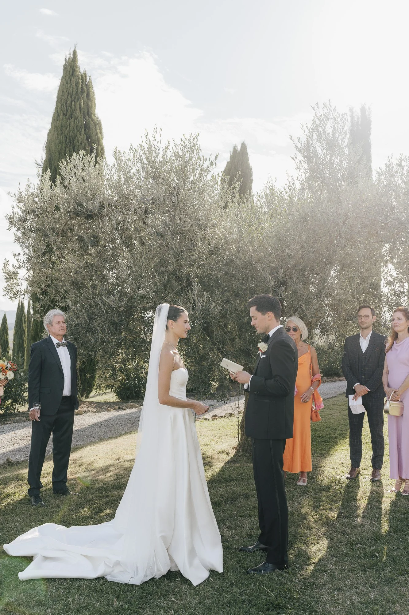 tuscany-wedding-couple-portrait-57.jpg