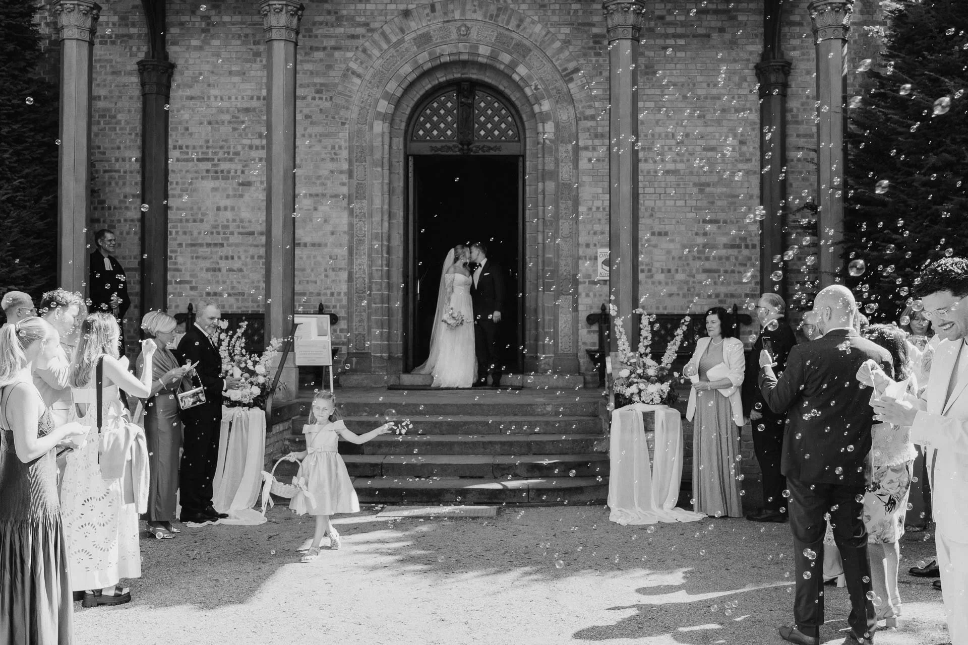 kirche-nikolskoe-wedding-ceremony-berlin-wannsee-11.jpg