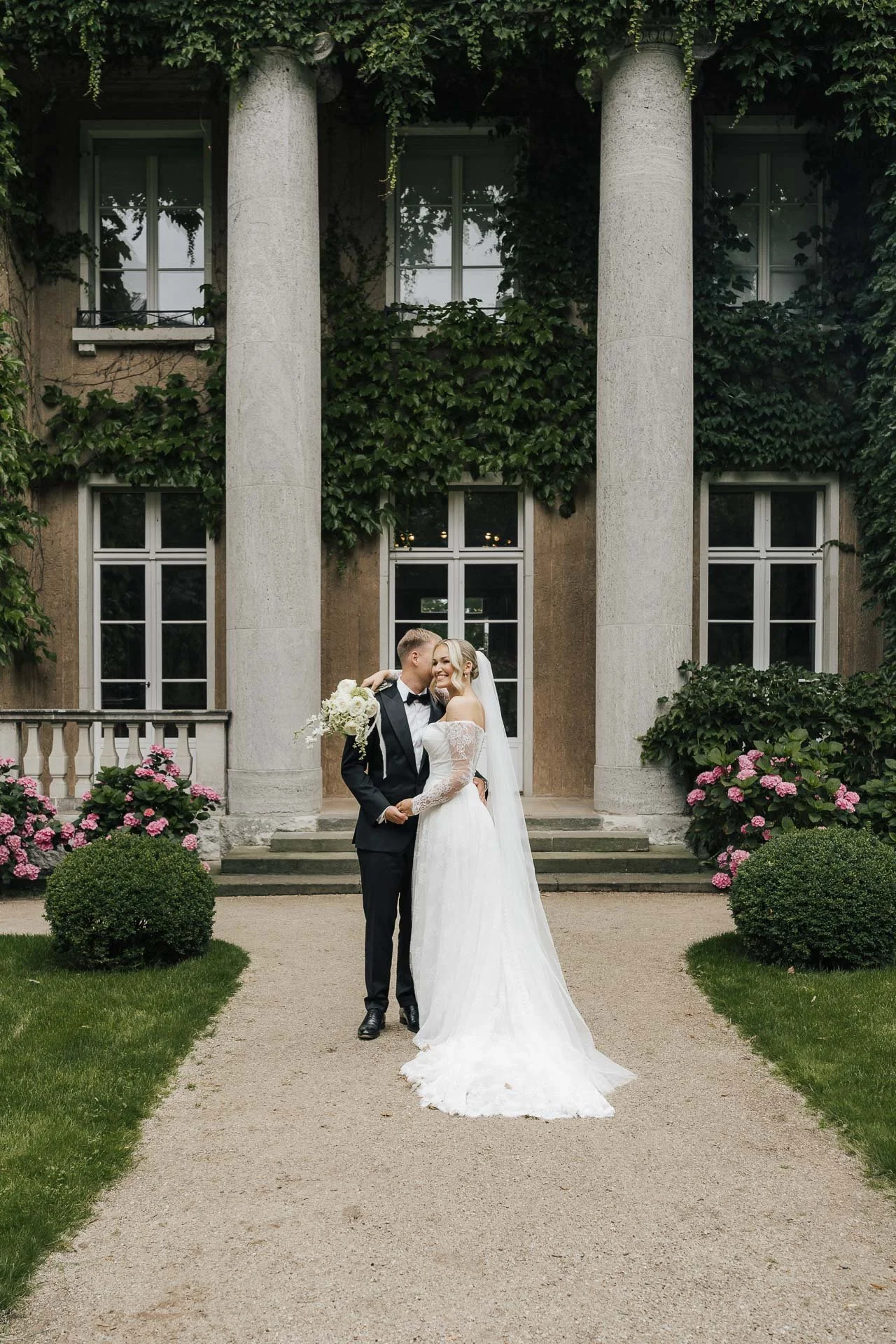 villa-liebermann-wannsee-couple-portraits-berlin-8.jpg