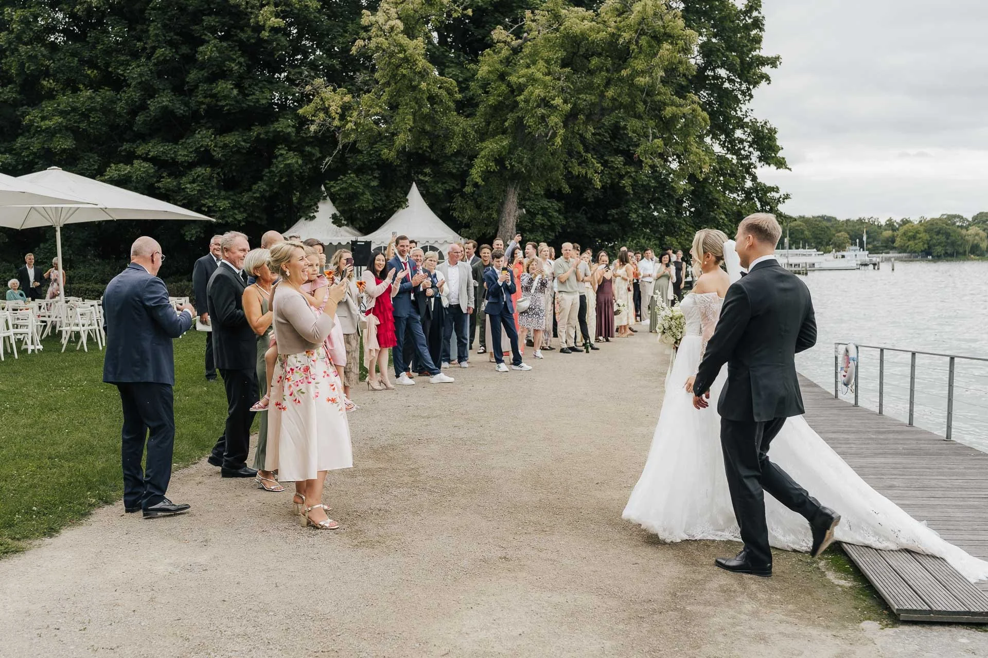wannsee-boat-arrival-wedding-berlin-6.jpg