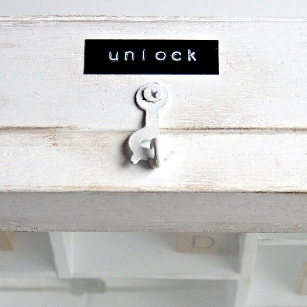 vulnerabilis unlock W.jpg