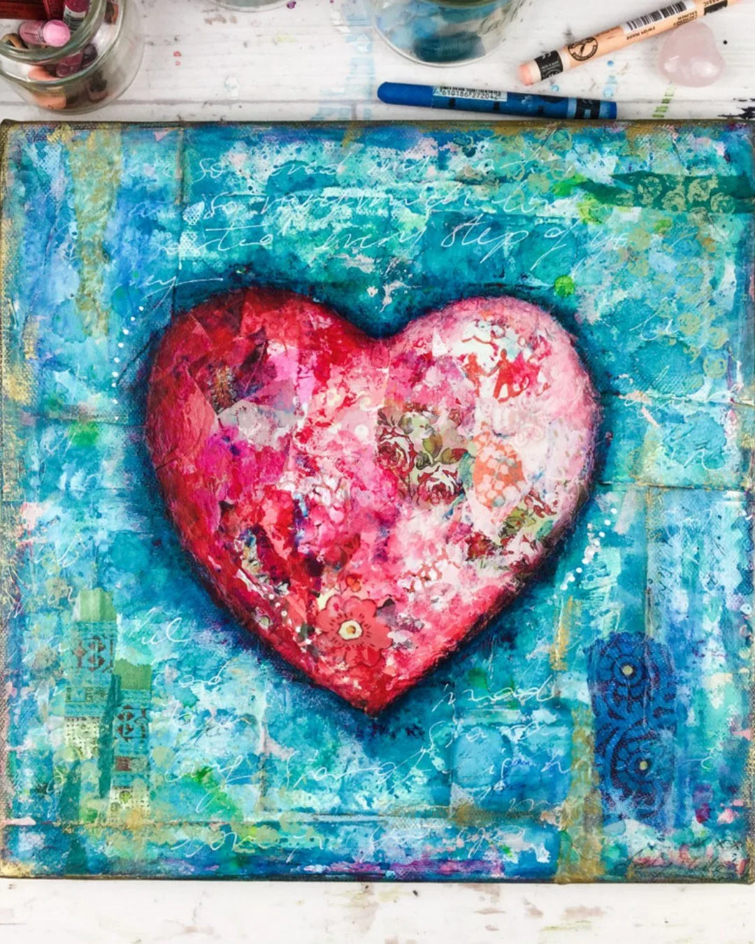 💖 This much-loved mixed media painting class, Wholehearted, is all about slowing down, tuning in, and letting your creativity be an act of self-love. The perfect class for beginner artists this February. 🥰

This is your invitation to tune into your