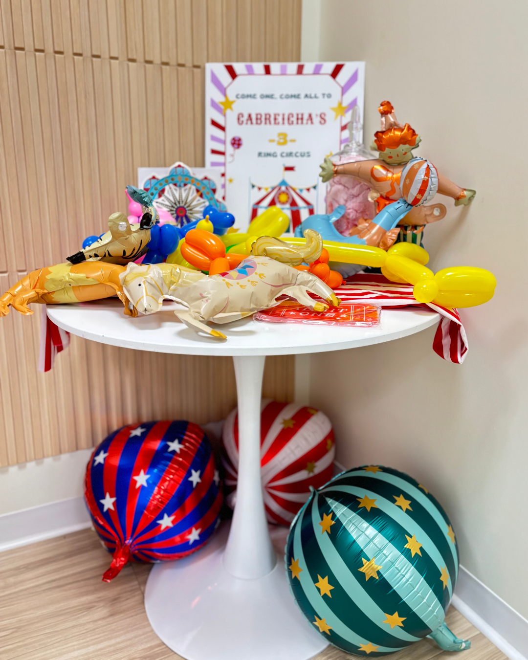 Post Instagram Black Friday Promoción Regalo Fashion Moda Rosado y Negro (5).png