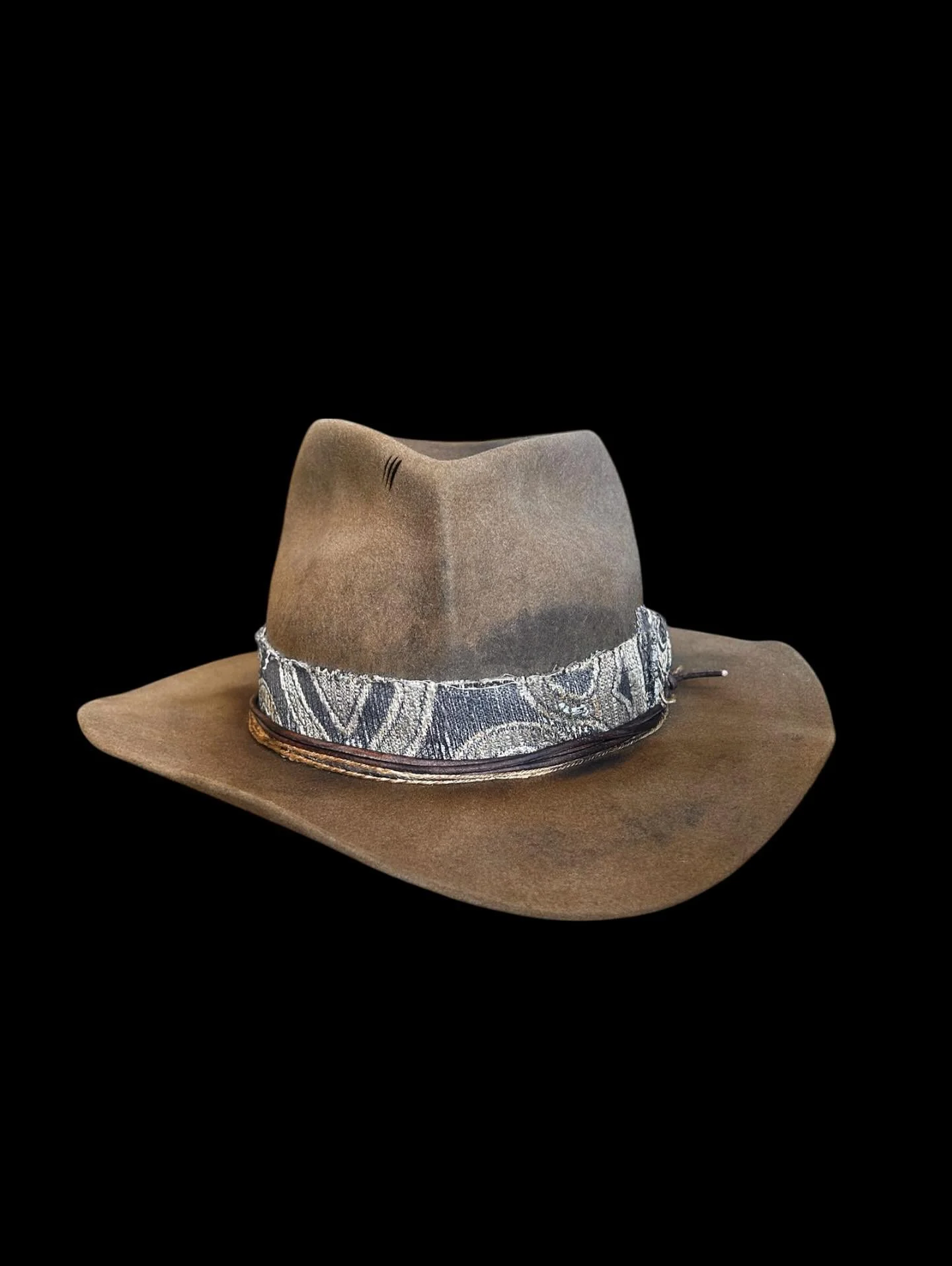 The Terlingua 

Size 7 1/4 (58cm)