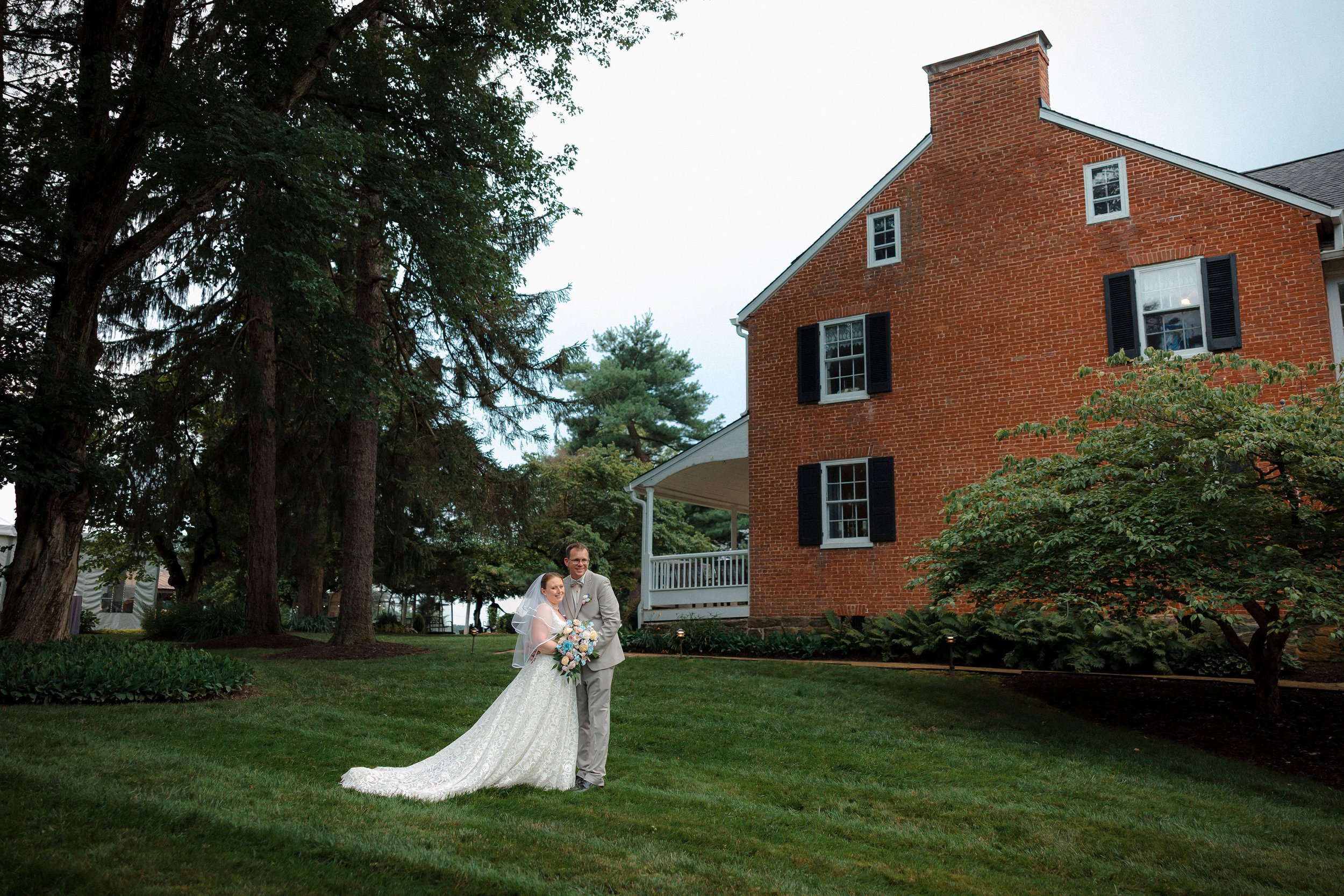 Couple out front of Maryland outdoor wedding venue