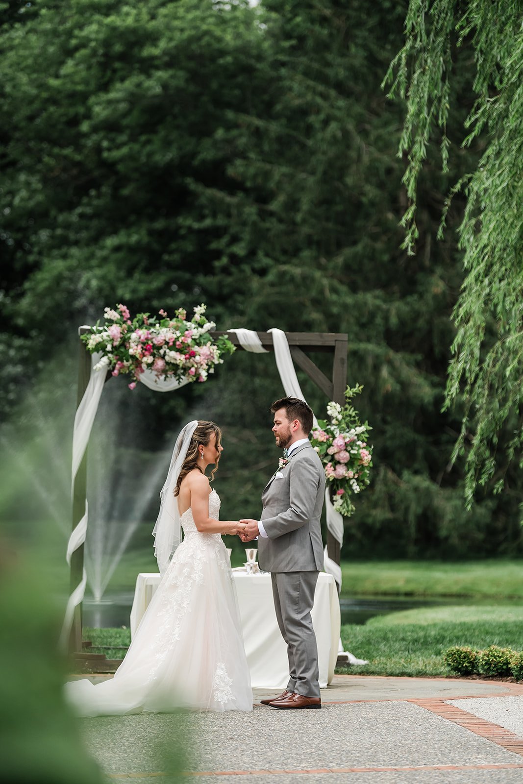 SaraVarsPhoto-WestminsterWedding-Kathryn-Evan-20260614-135_websize.jpg