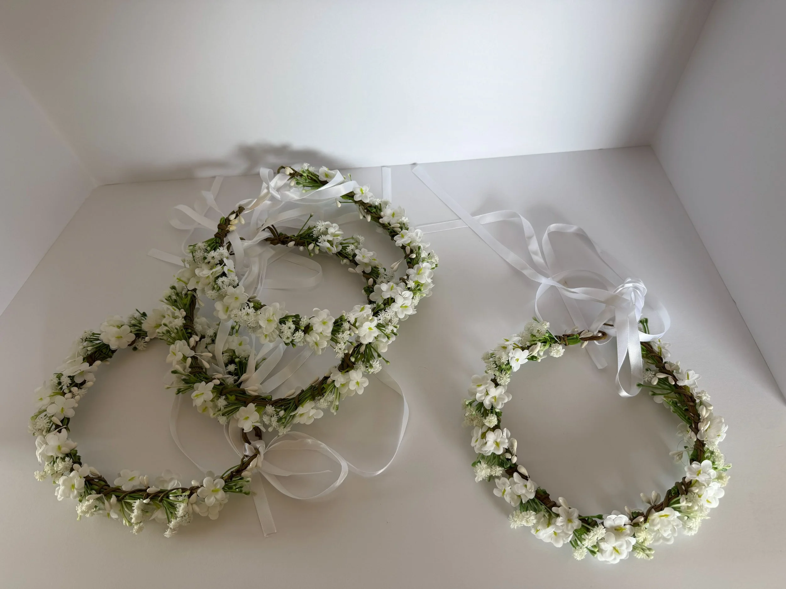 flower girl crowns.jpg