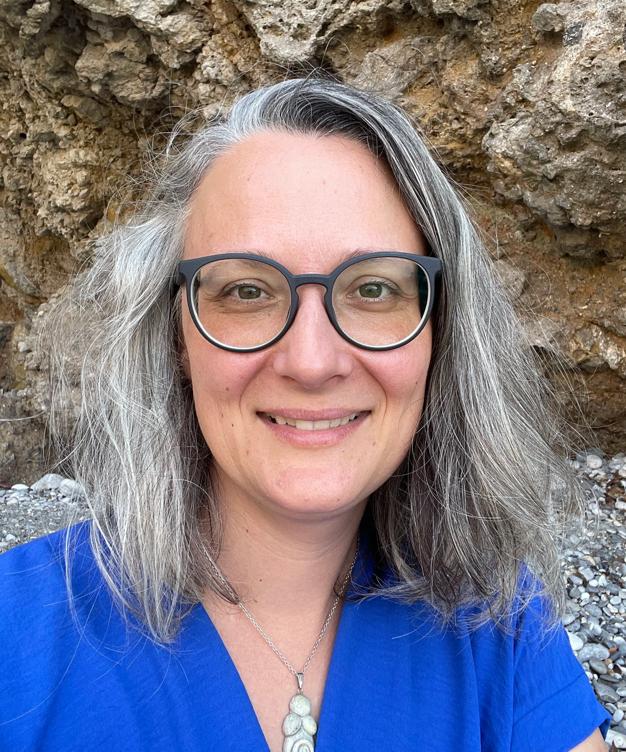 Marie Anne Vali, Golden Womb Tempel