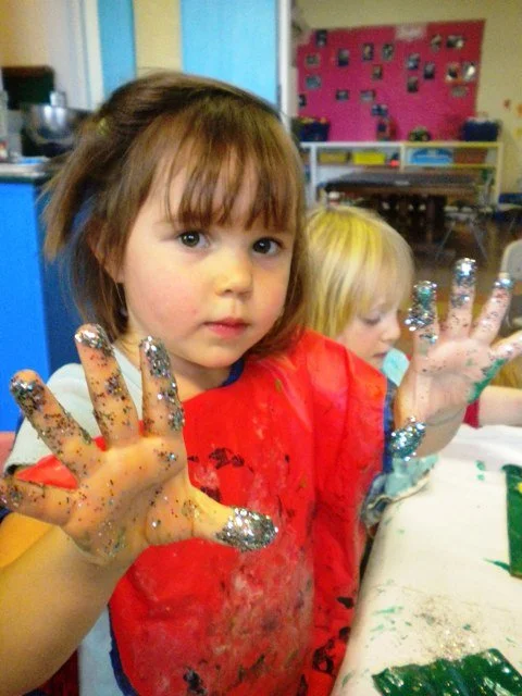 MessyHands.Iris(5).JPG