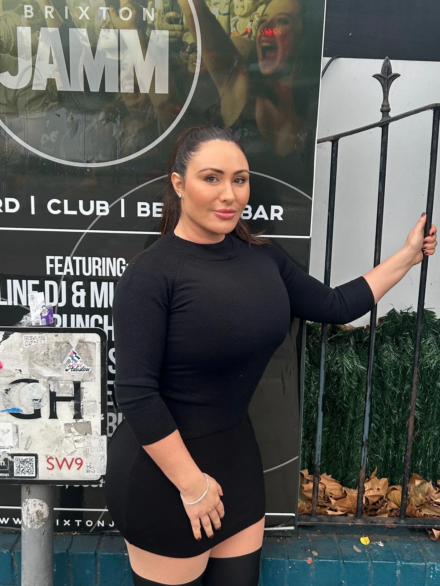 🎶 Today&rsquo;s vibes 🎶
I&rsquo;m DJing at Brixton Jamm today for @yahlovepre7ents DNB ✨
Expect a smooth liquid set blended with new jungle flavours &mdash; including sounds from the producer Sully, 🌿🔊
Sweet Sunday energy! 

#DJLife #DJSet #DnBDJ