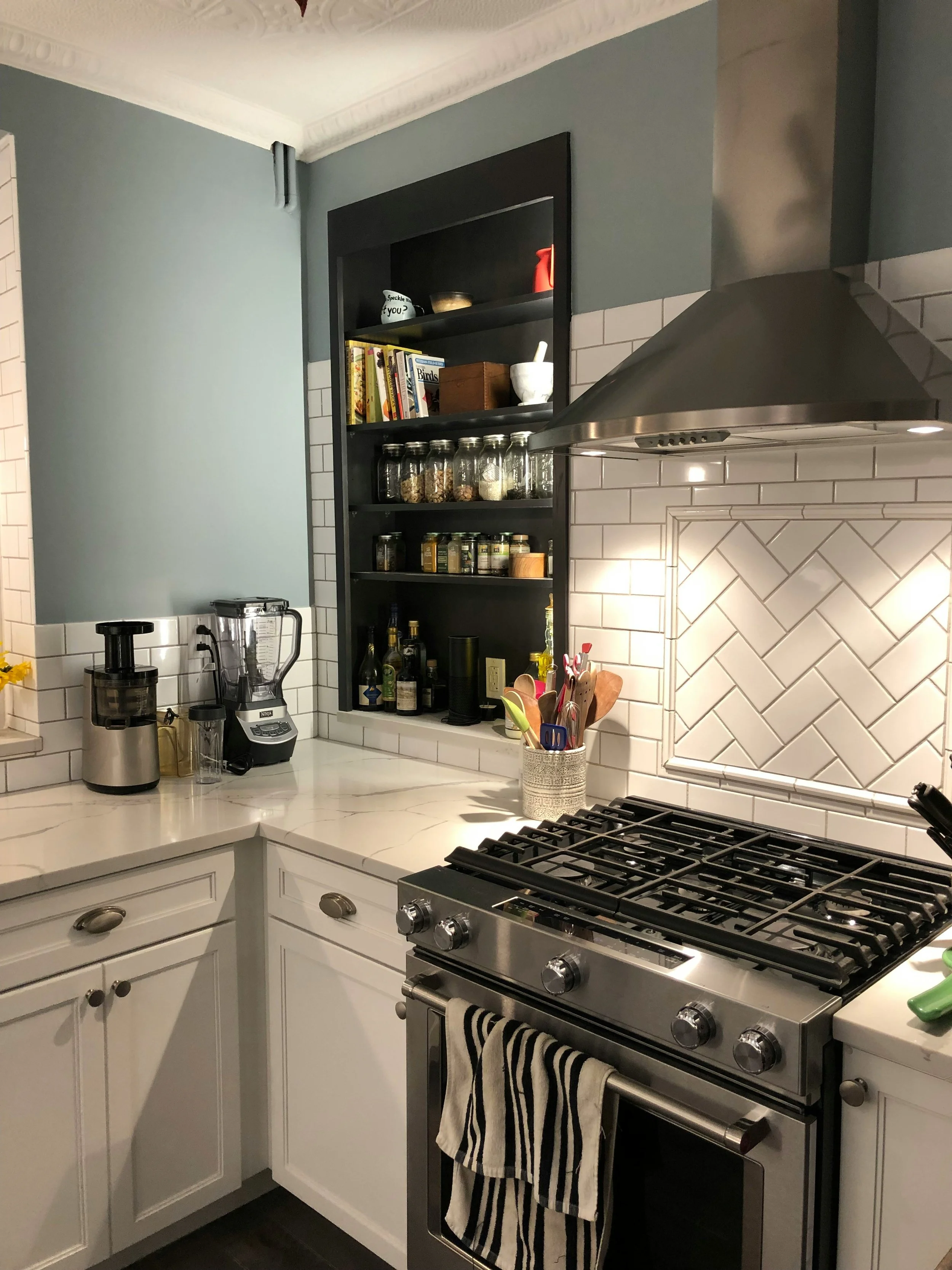 Kitchen backsplash