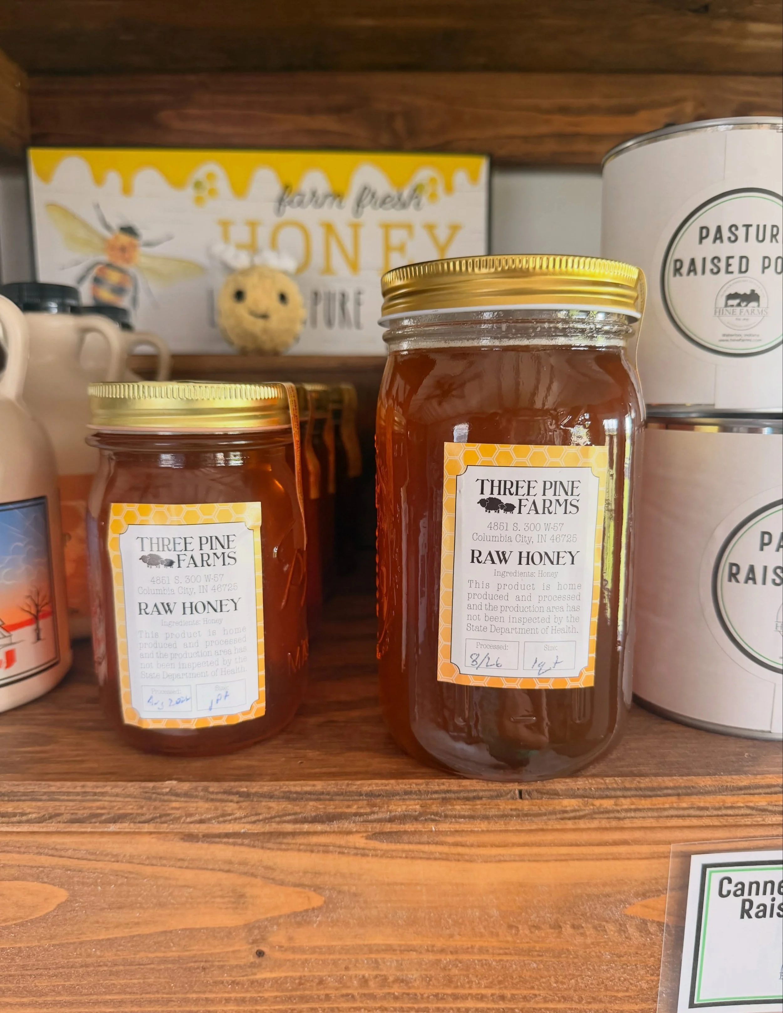 And we have local honey back on the shelf 🥰

Kristin with @threepinefarms_in dropped off their recent honey harvest for our customers to enjoy 🥳

And she did a homemade pasta restock as well.

Pint jars are $11
Quart jars are $22

You can find them