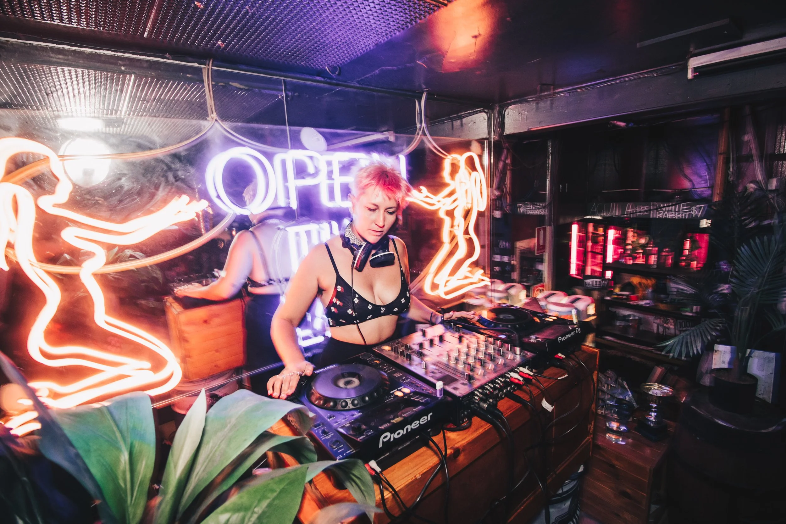 Oxford Tavern - Mardi Gras 2021-77.jpg