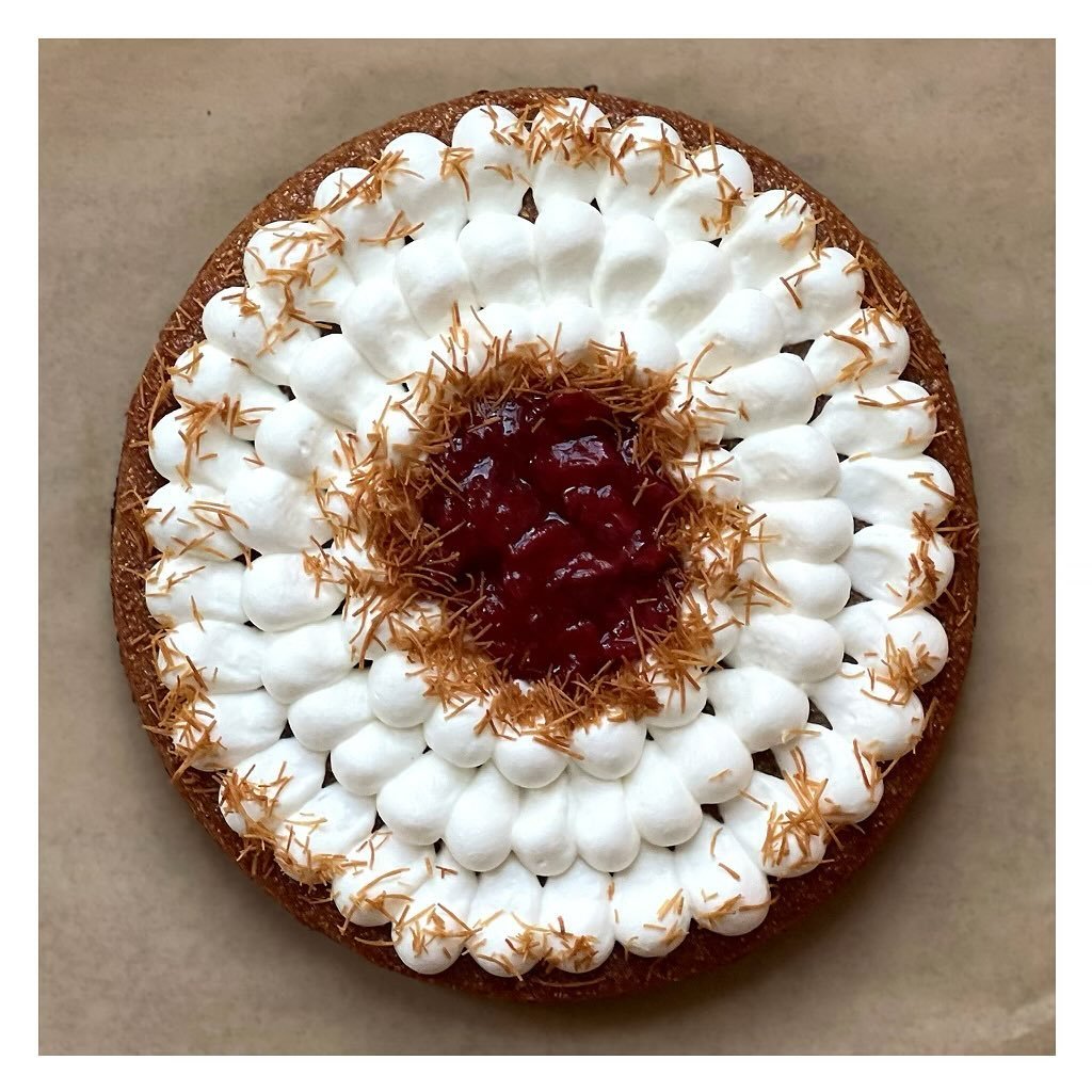 Strawberry basbousa 🍓 she&rsquo;s been a hit !!! 
.
.
.
.
.
.
#popup #popupshop #bakery #pastry #middleeasternfood #majdalbakery