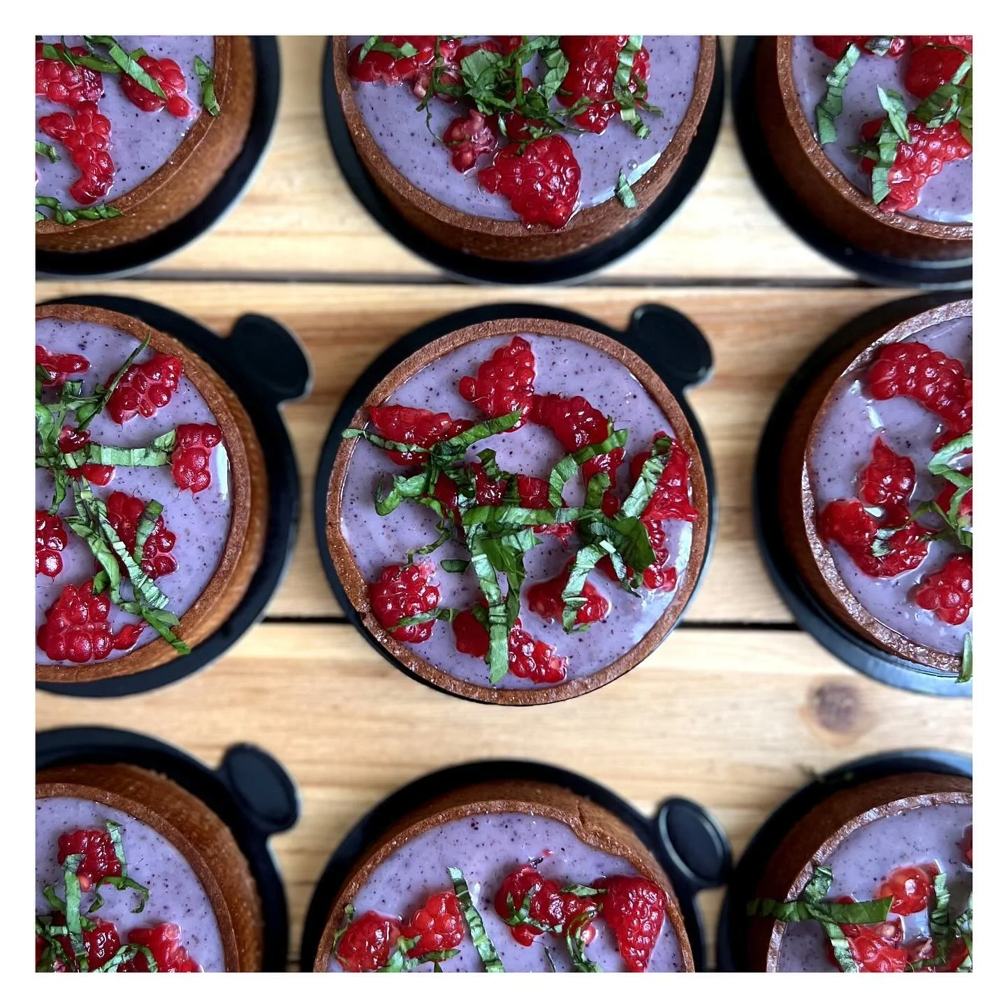 Sumac, Raspberry, and white chocolate (سماق، توت عليق، وشوكلاته بيضا ). Perhaps the cutest tart I&rsquo;ve ever made! It was one of those situations when I was working on something totally different, then got the idea for this tart, so I had to drop 