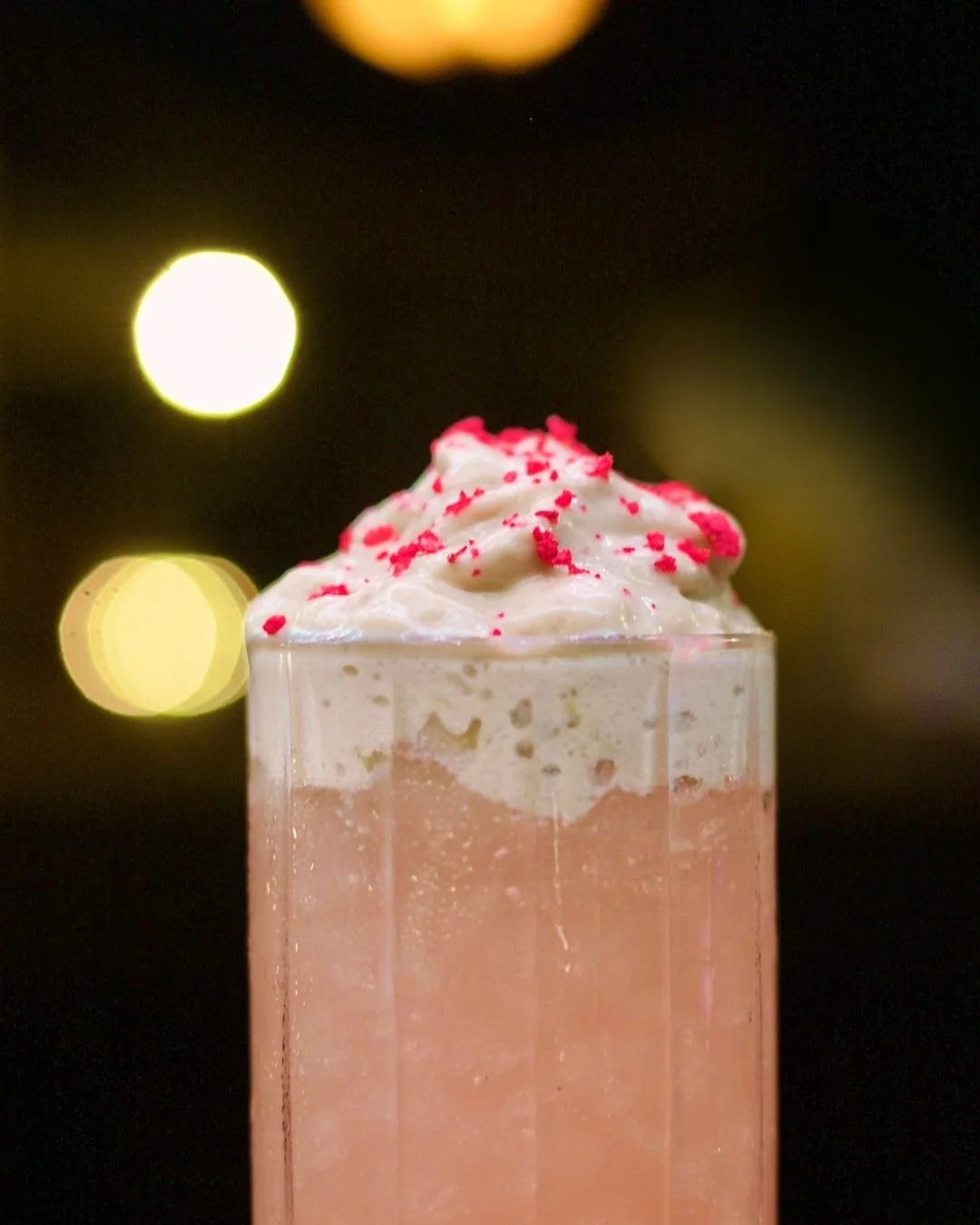 this one has us floating ☁️✨

come try it and tell us if it lives up to the name 🤍 reserve through the link in bio

#theebenezer #plymouthmi #theebenezerplymouth #craftcocktails #springcocktails