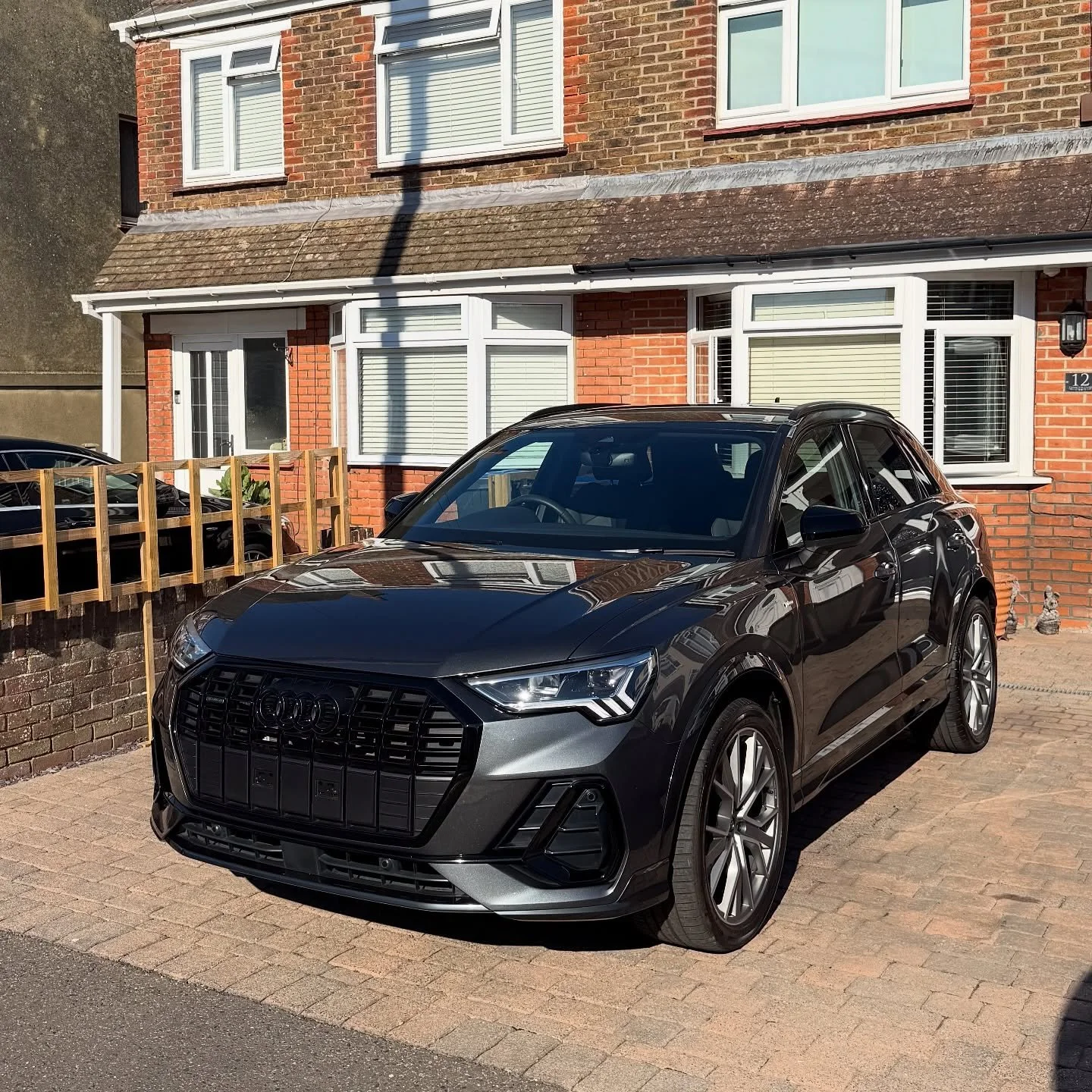 Audi Q3 in For a 5 Year Ceramic Coating! 
✅Paintwork
✅Wheels
✅Glass

🚘 Need Your Car Cleaned at Home or Work? 🧽✨
We come to you &ndash; whether you&rsquo;re at home 🏡 or at work 🏢.

💧 We supply our own crystal-clear, purified water for a water-s