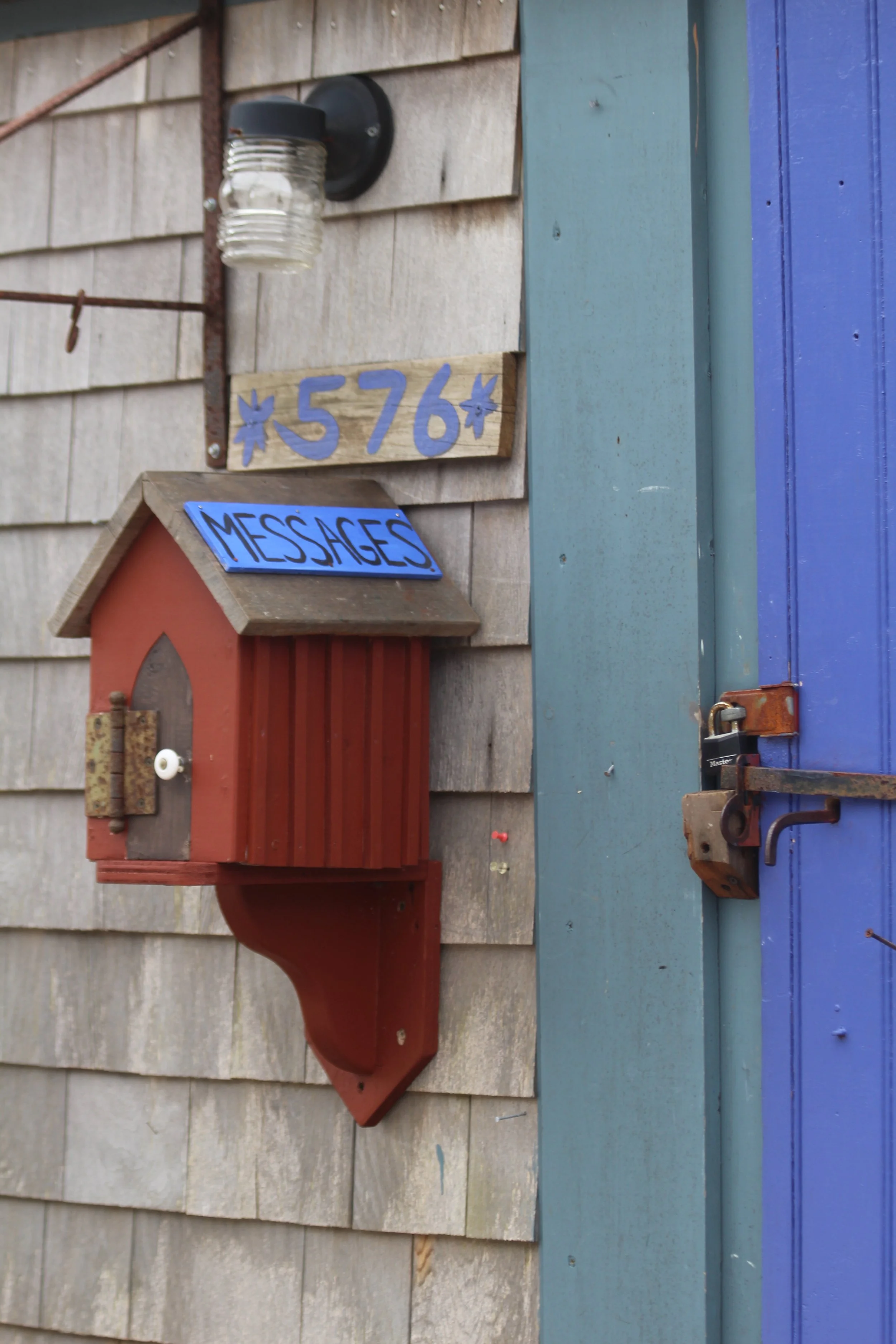 The Bird House    East Sandwich, Mass
