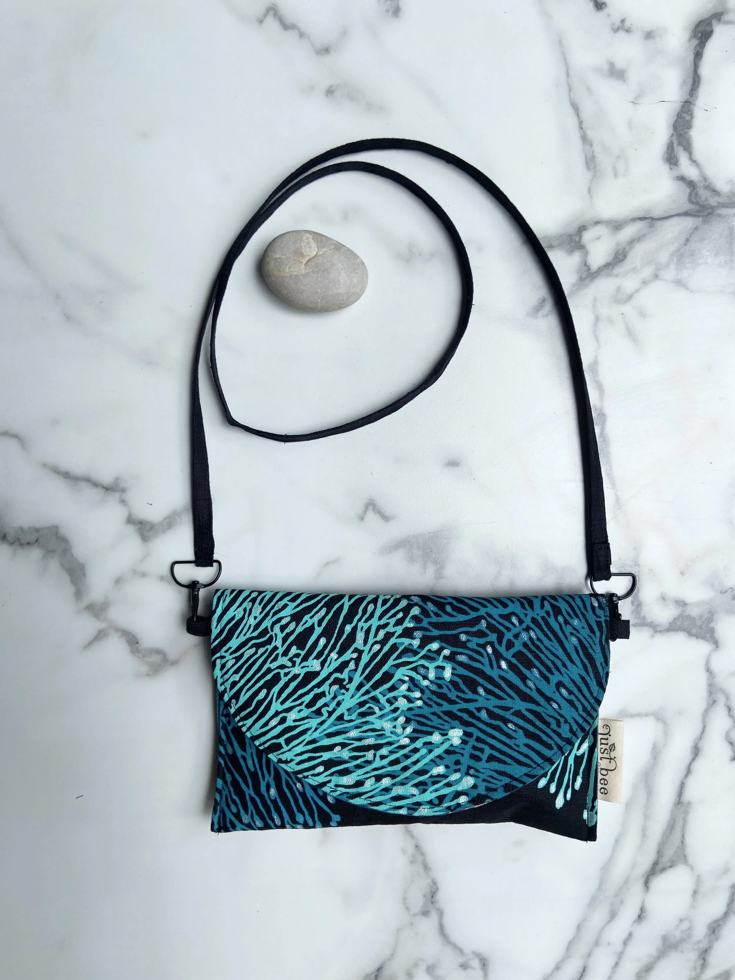 Art Clutch – Linen Crossbody - Great Barrier Reef Coral Print A with Black Base & Silver Foil Tips