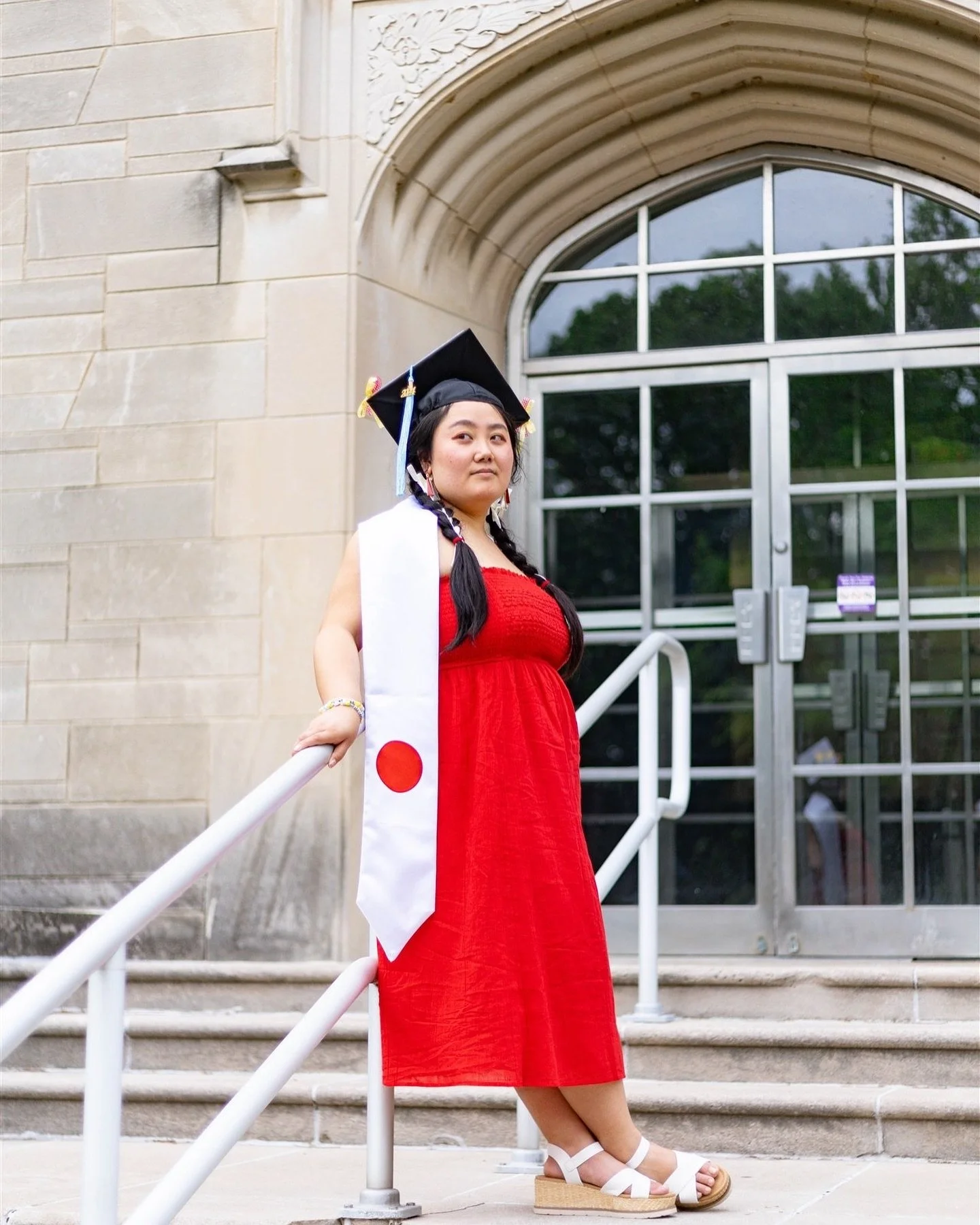 🎓 Congratulations Akane, you did it girly! @akane_suzuki

#monicamoniquephotography #seniorpictures #seniorphotographer #collegegrad #portraits #indianaphotographer #canonphotography #classof2024