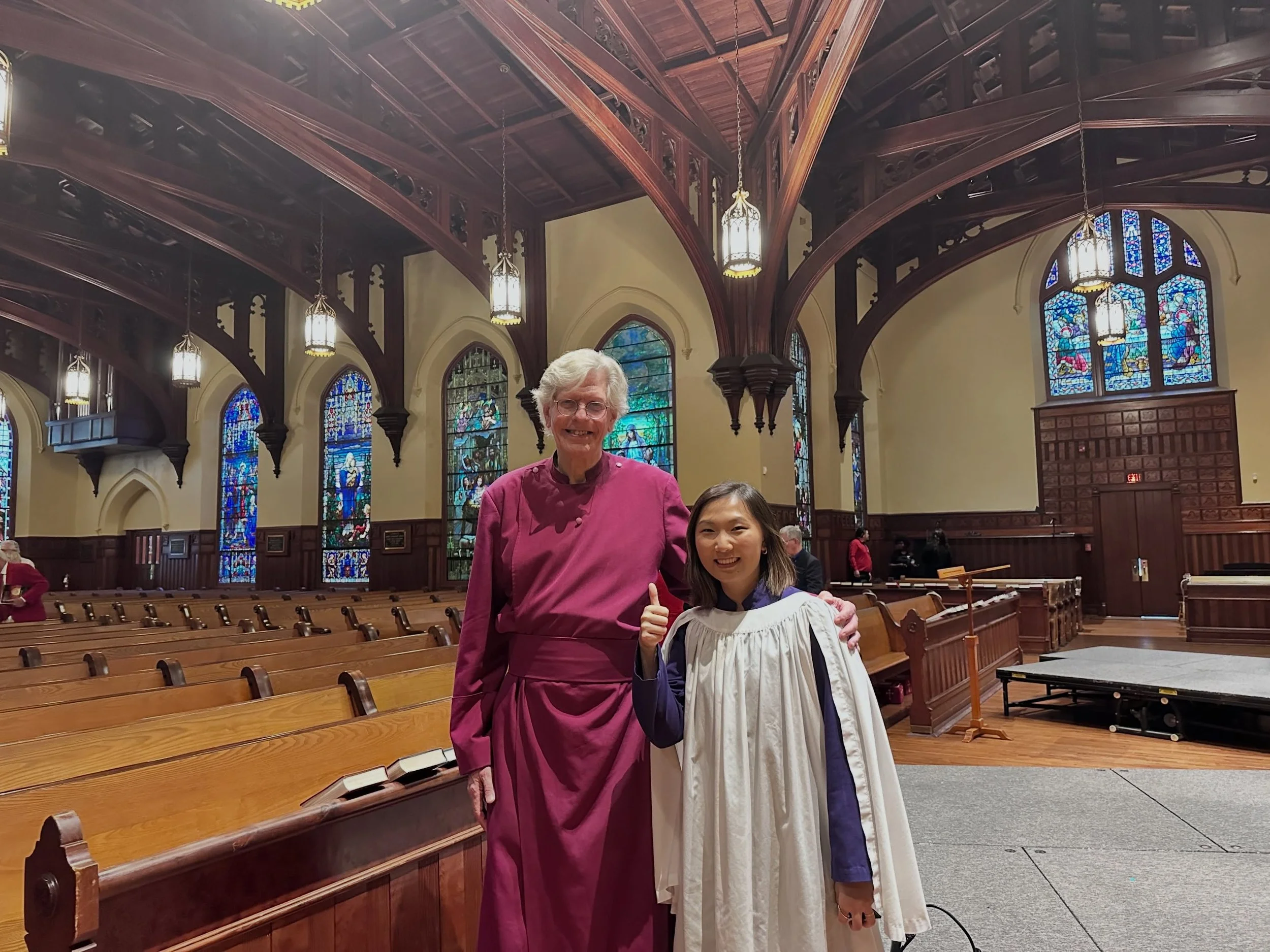Wonderful Whitsuntide concert on Pentecost Day💜 

It was a full house filled with magic✨