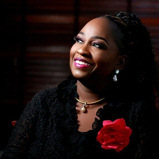 Olubunmi Oke, Advisor