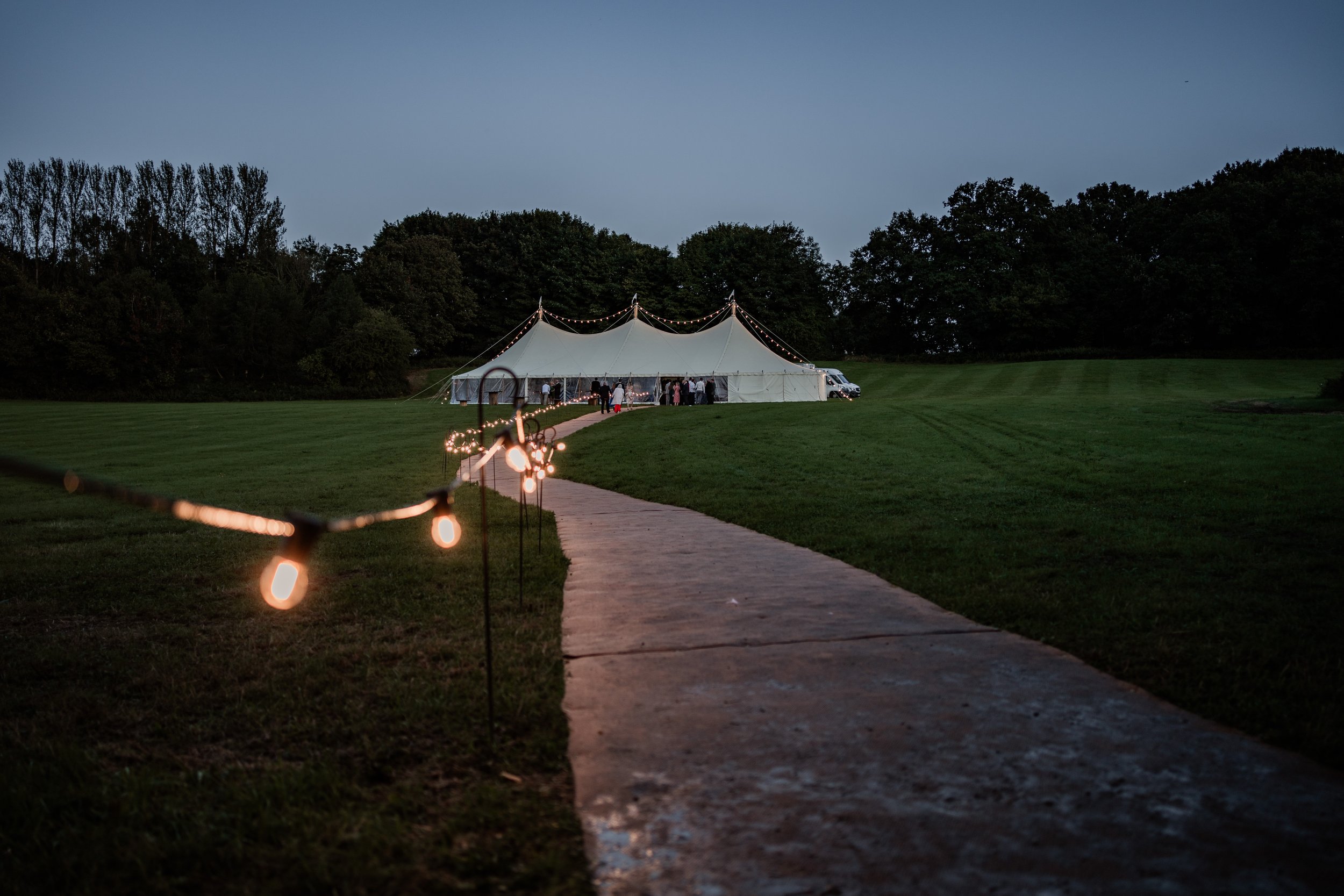 240824Hayley and Daniel-65.jpg