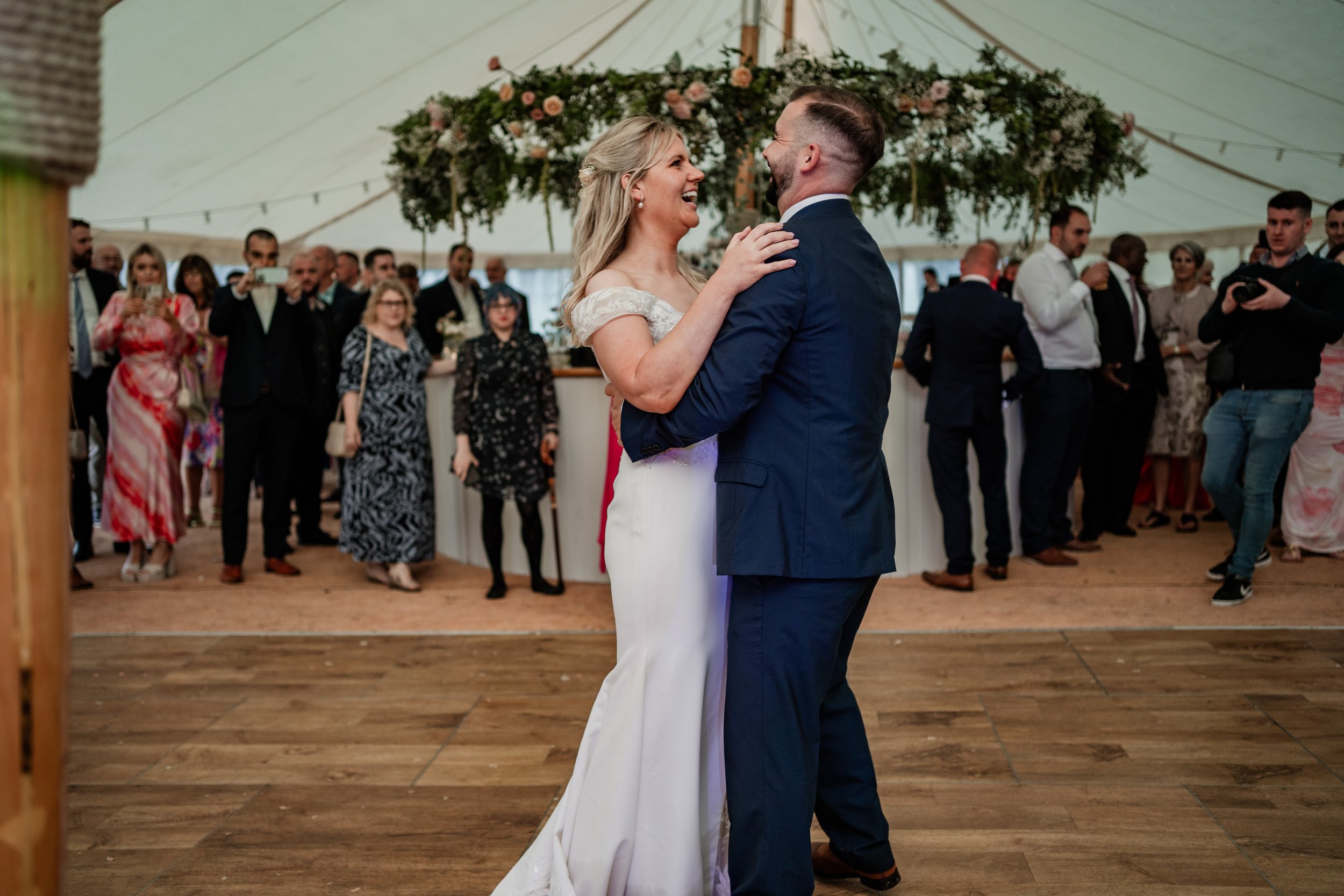 240824Hayley and Daniel-54.jpg