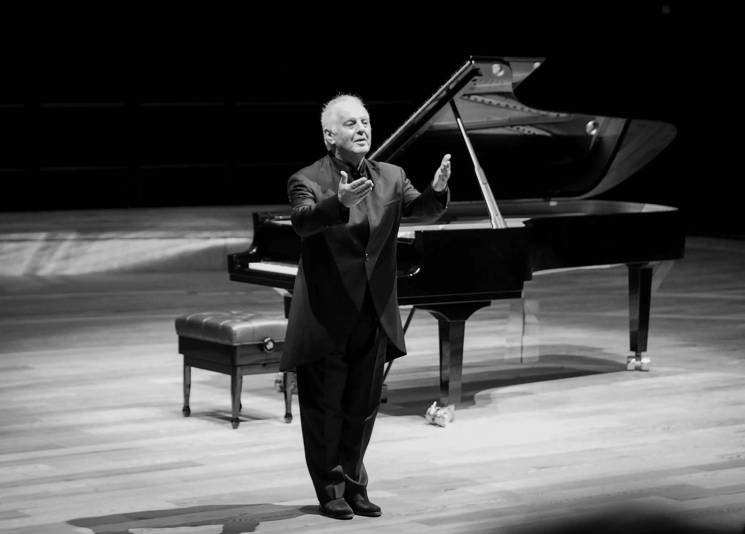 Behind the stage-3.jpg