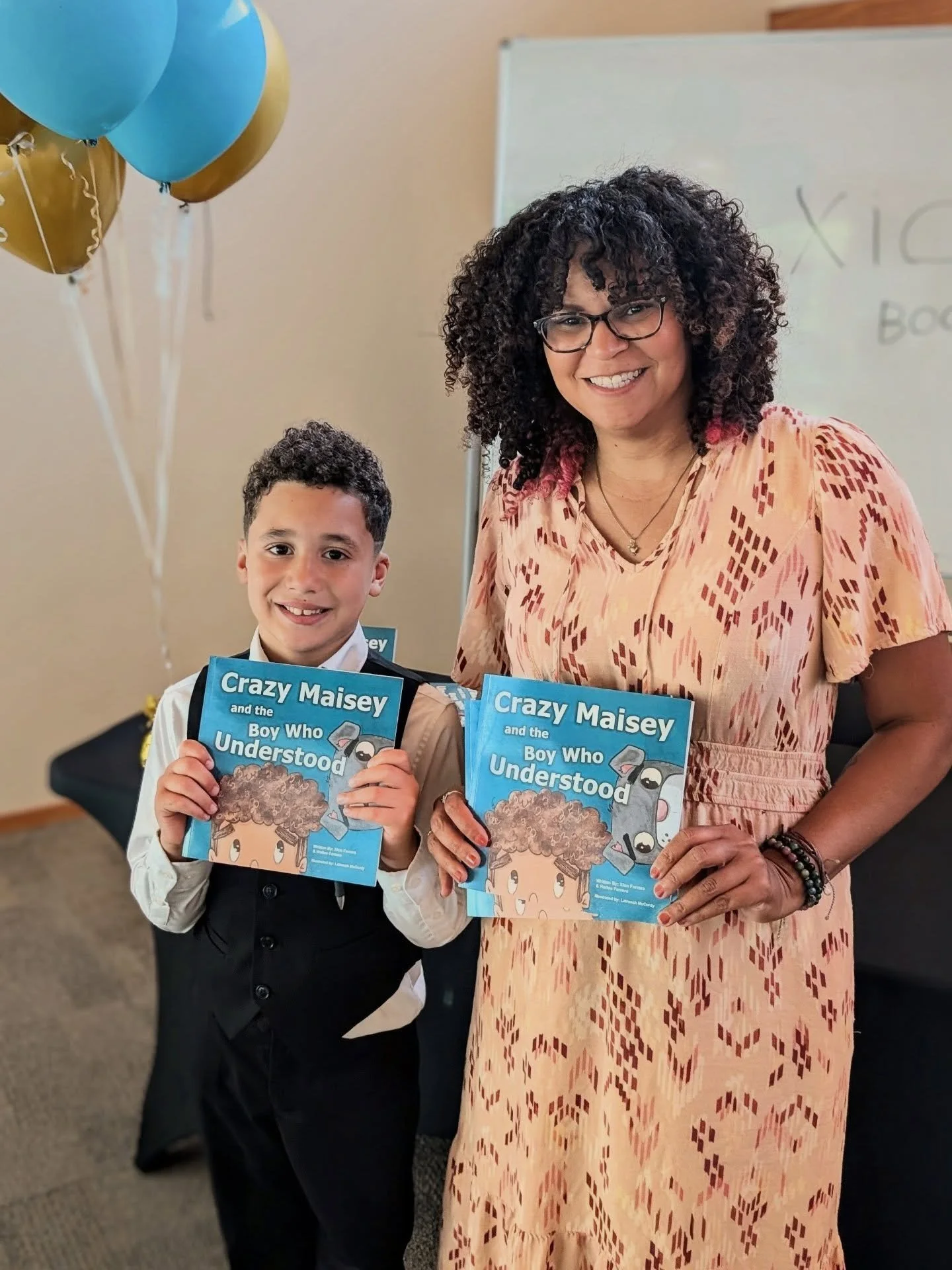 Today I had the pleasure of meeting Xion and his family.  He is the 8-year-old neuro-spicy author of the book I just illustrated. 

Books are available online on Amazon and Barnes and Noble. 

#childrensbooks #childrensbookillustration