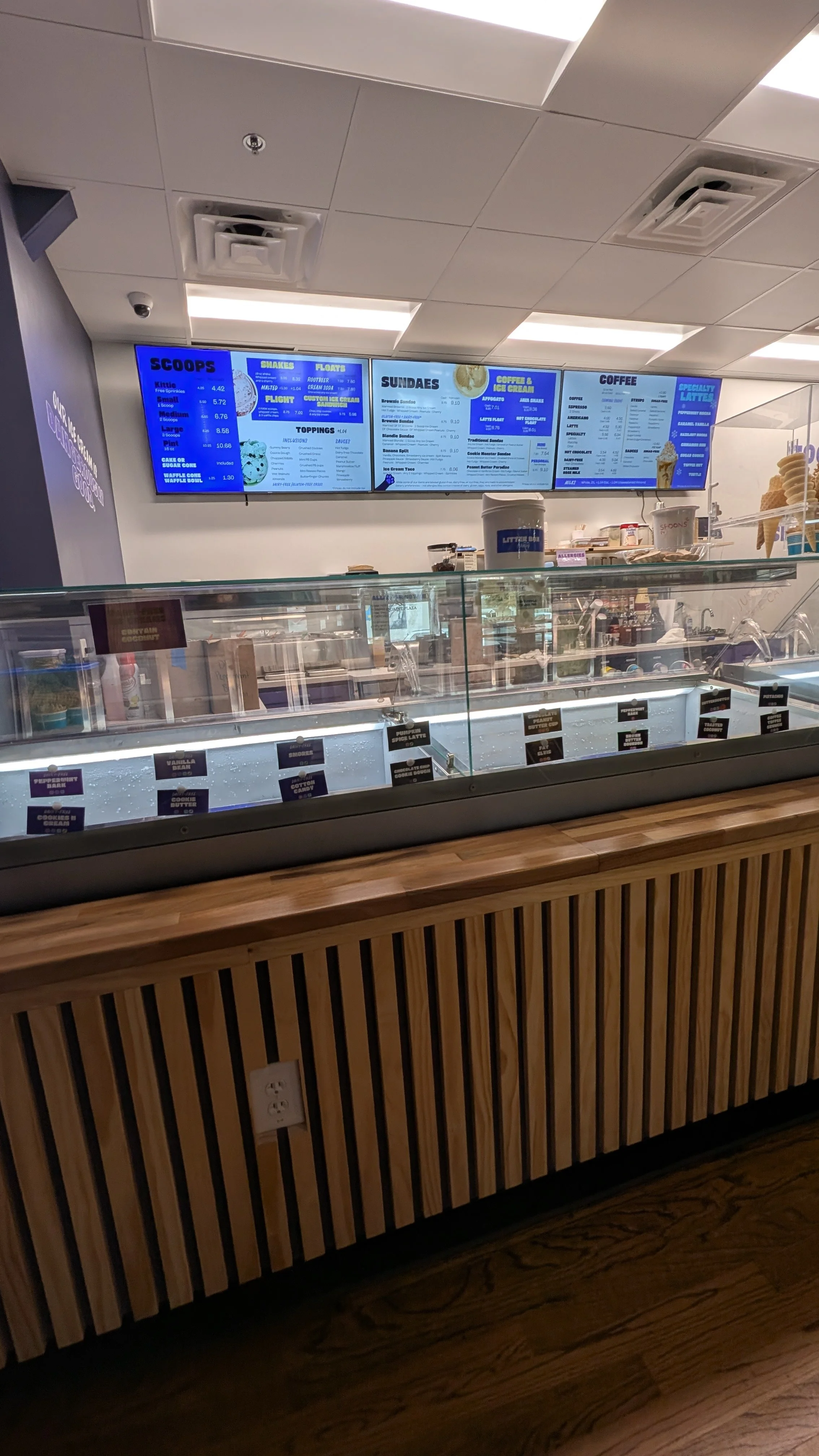 Finding the small details, such as labels/menu displays