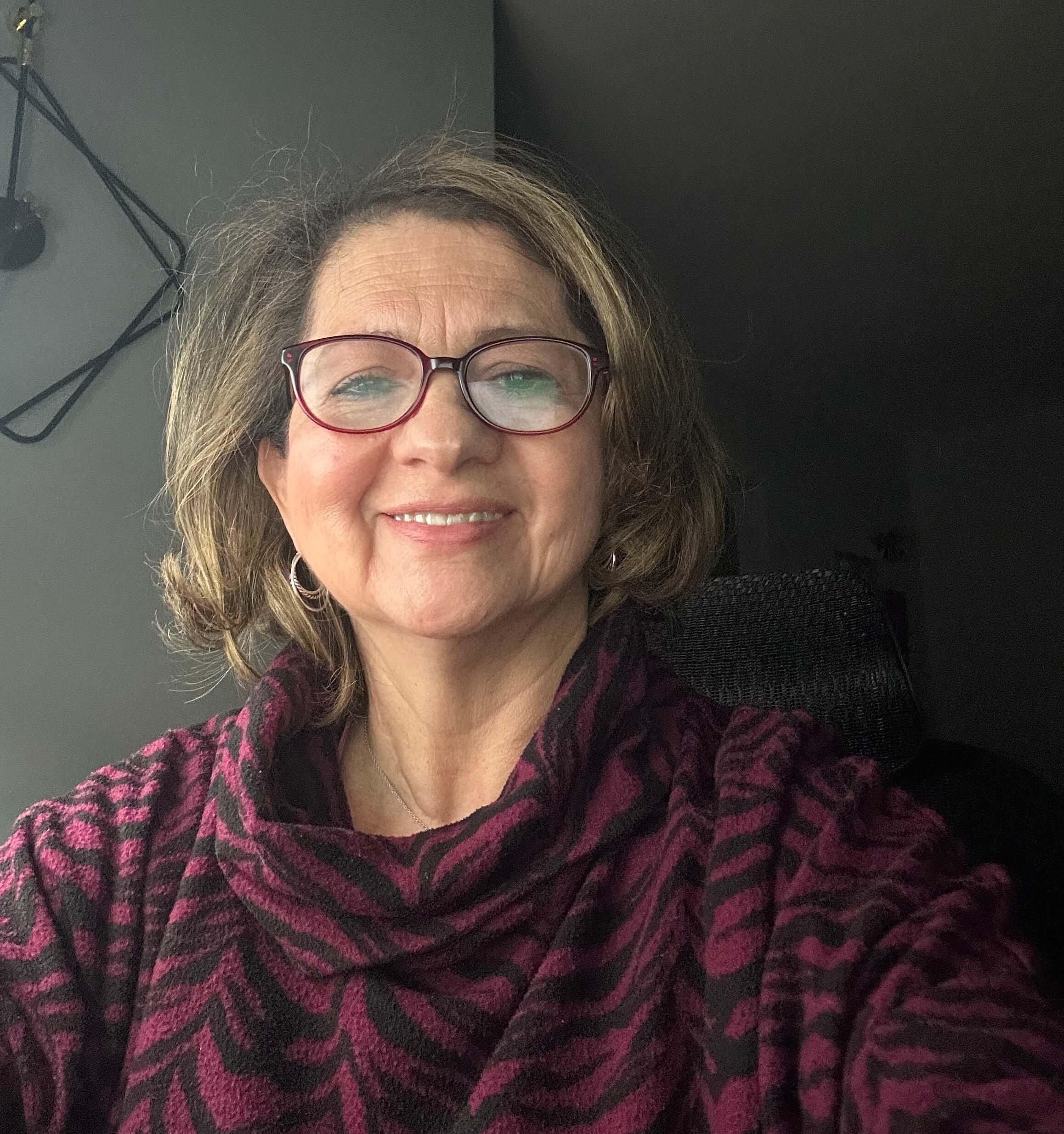 Photo portrait of Idioma alternate route candidate Patricia Varona