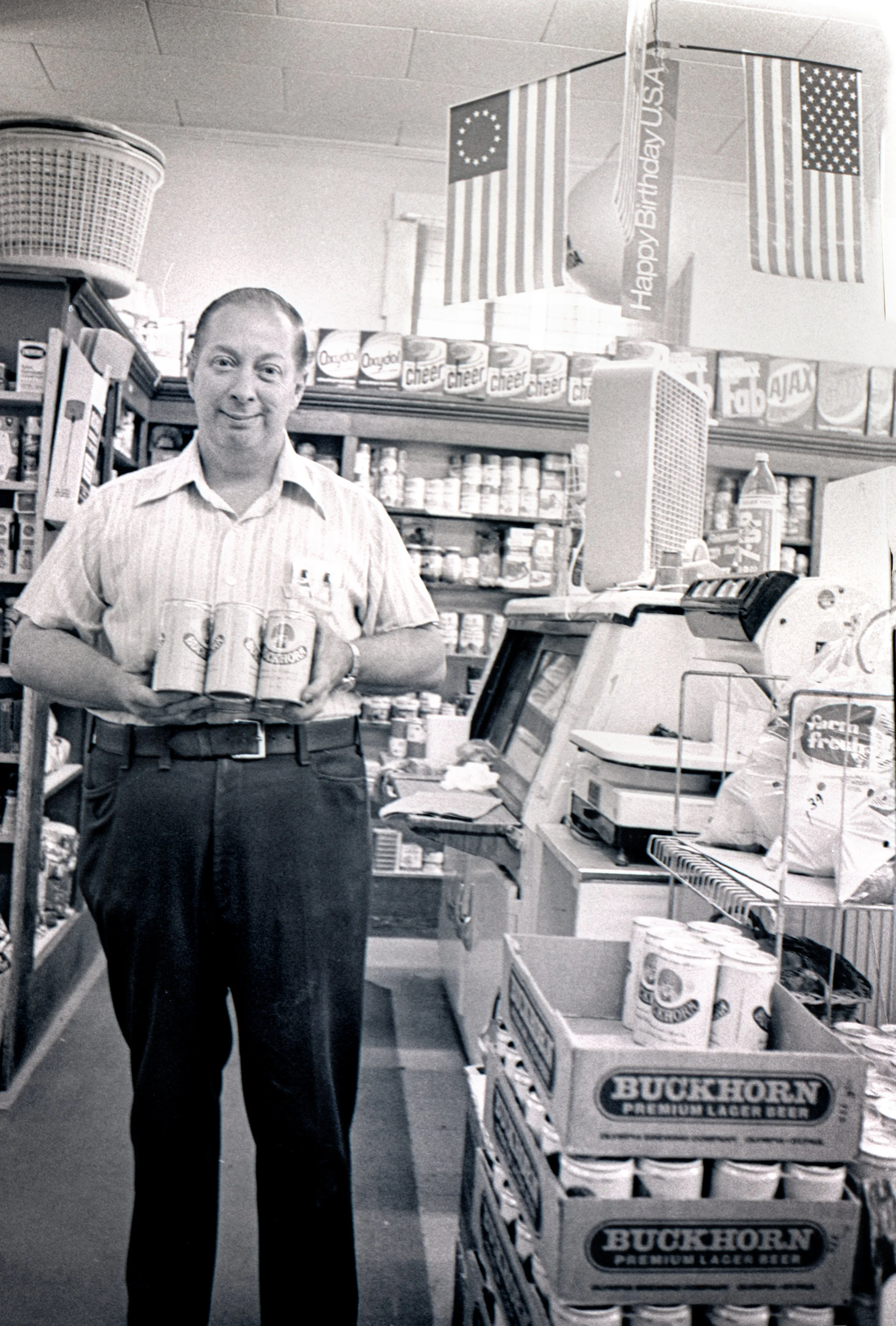 1976 Garrick - 66 19.jpg